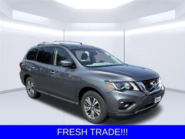 2019 Nissan Pathfinder SV 4WD photo