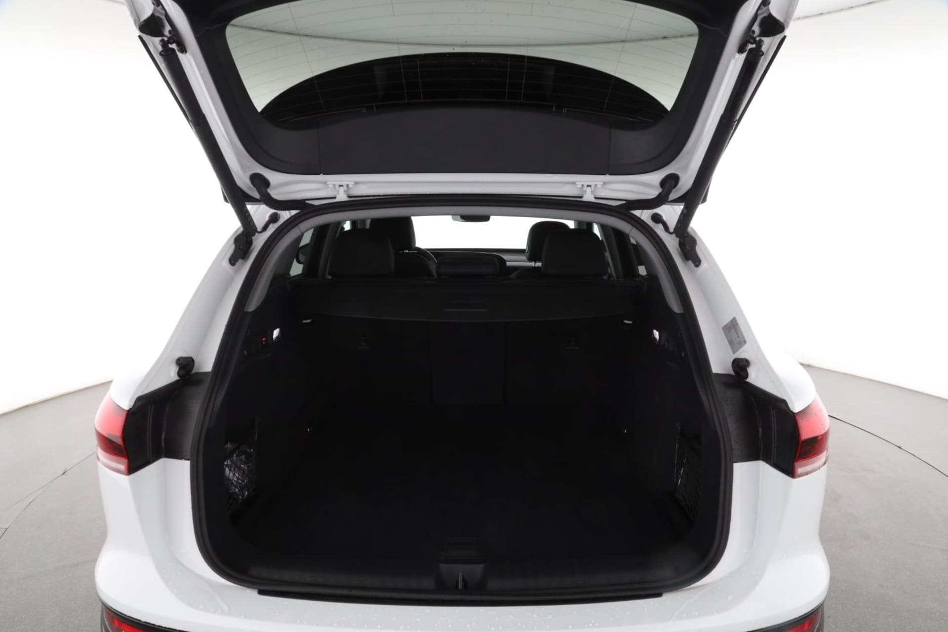 Audi Q6 SUV e-tron