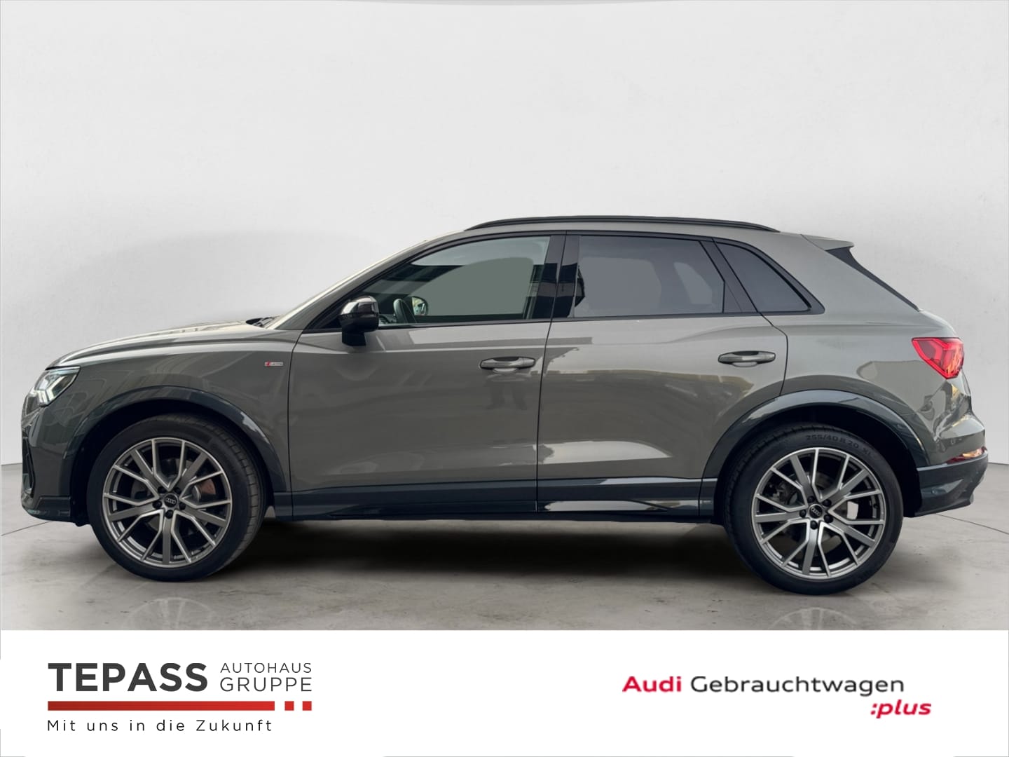 Bild über Audi Q3 S line 40 TFSI quattro S tronic - für weitere Informationen kontaktieren Sie den Audi Partner
