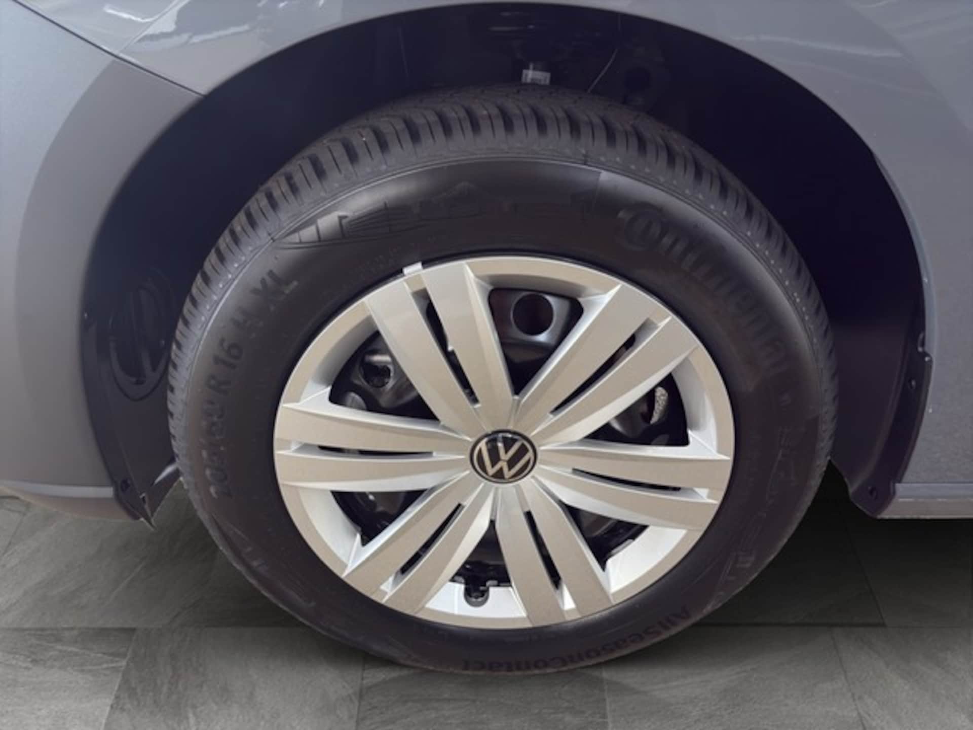 Volkswagen Caddy Basis-Modell
