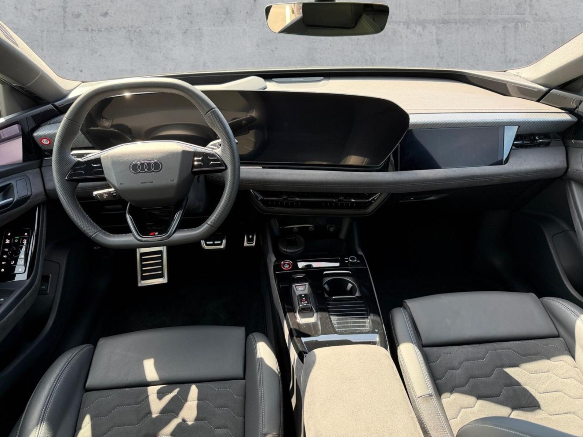 Audi A6 Sportback e-tron edition one