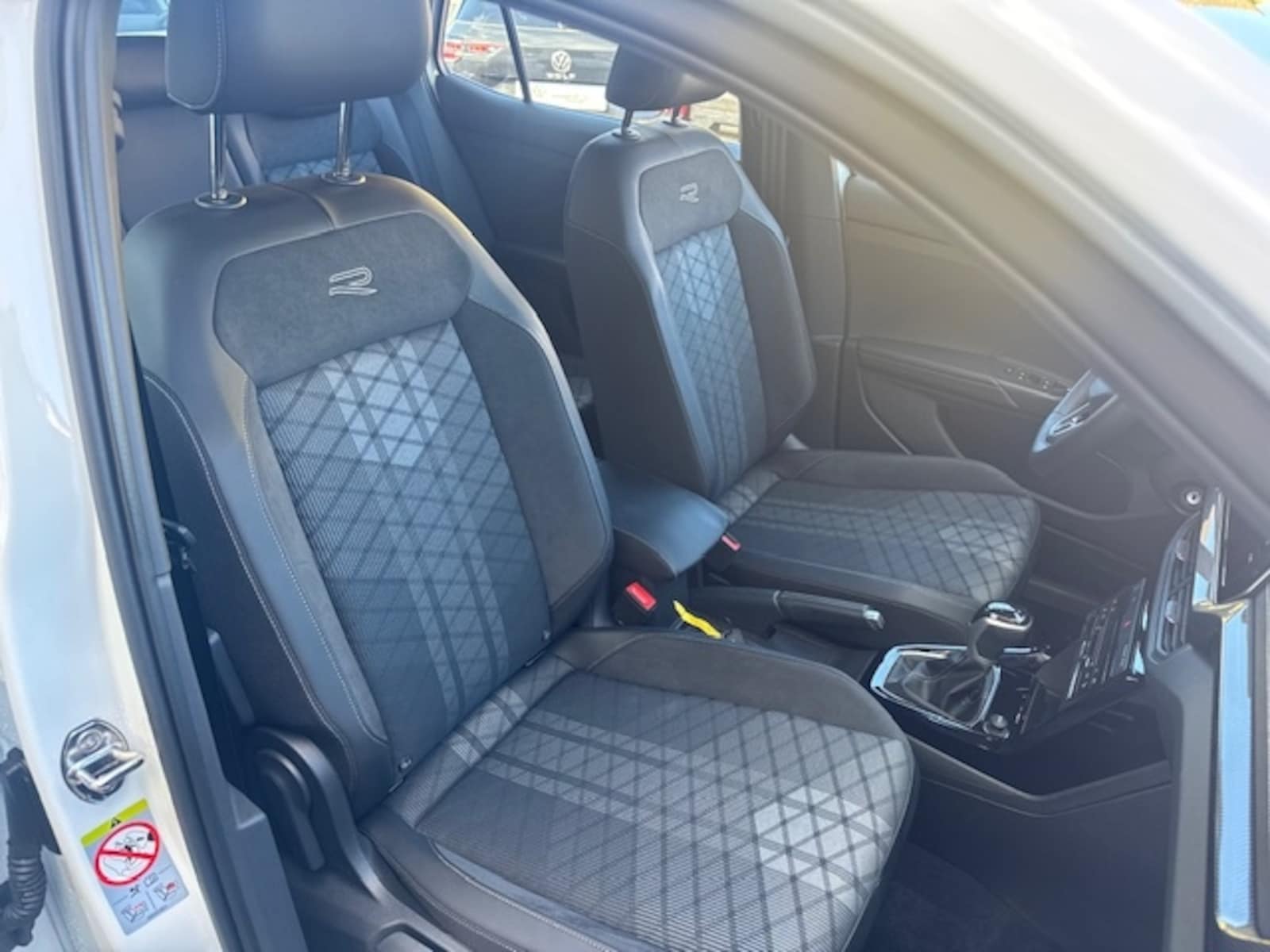 Volkswagen T-Cross – Bild 14