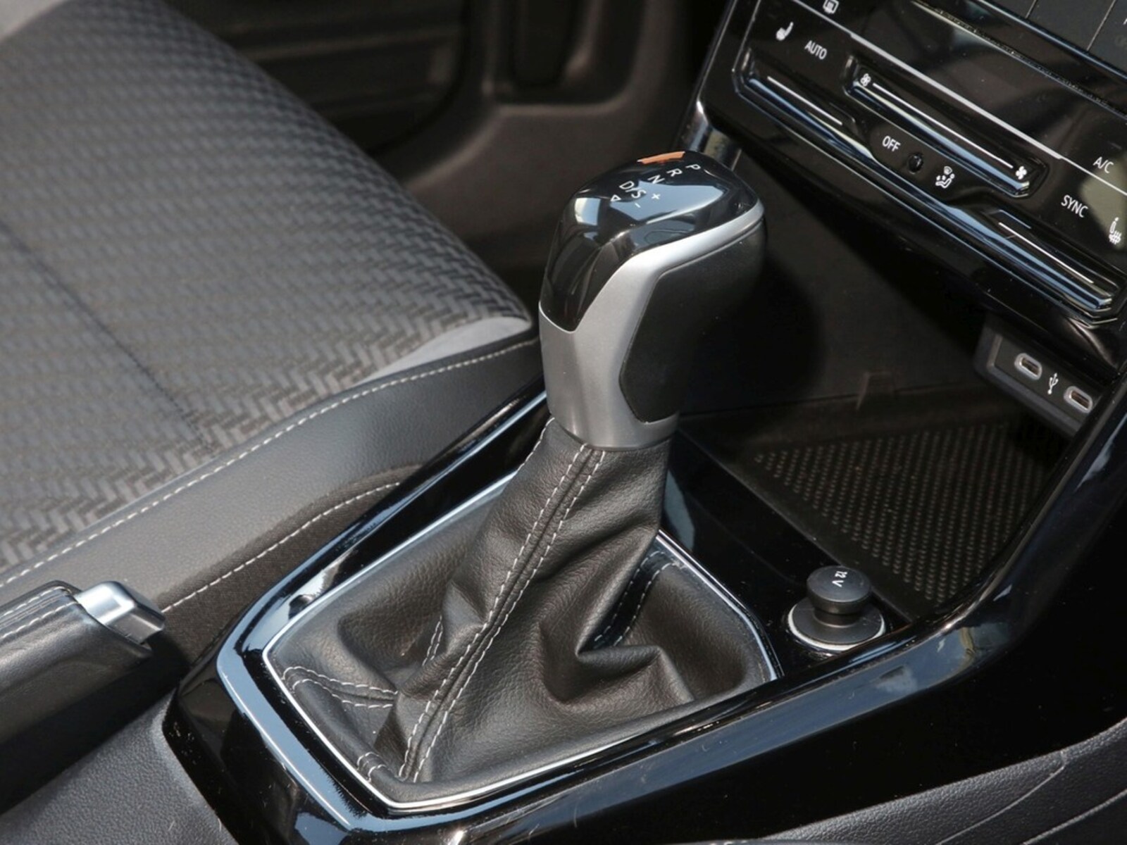 Volkswagen T-Cross – Bild 10