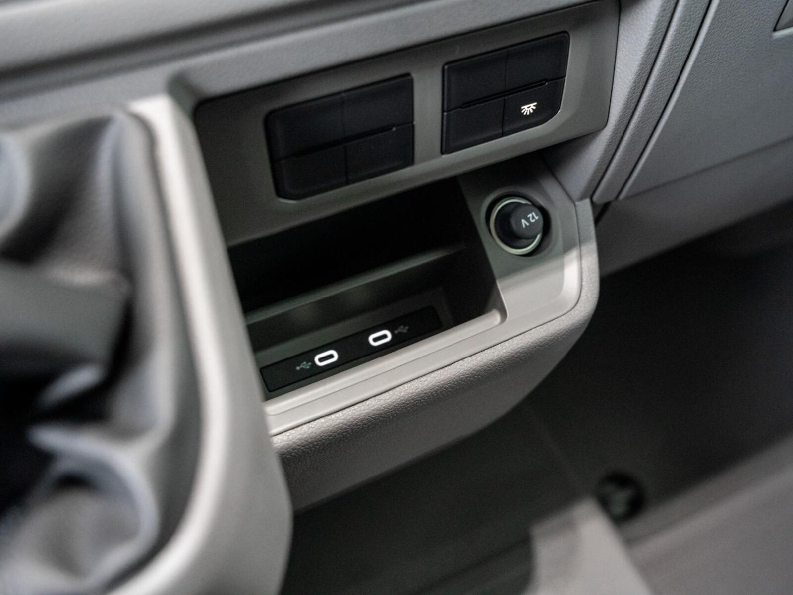 Volkswagen Crafter Kasten mittlerer Radstand – Bild 16