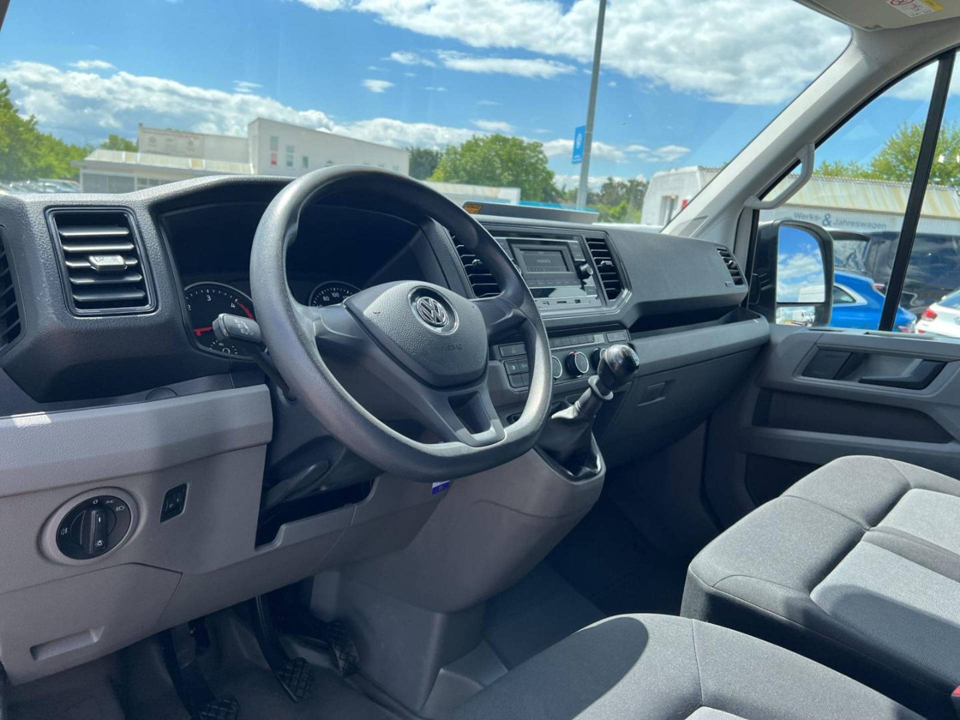 Volkswagen Crafter Kasten mittlerer Radstand