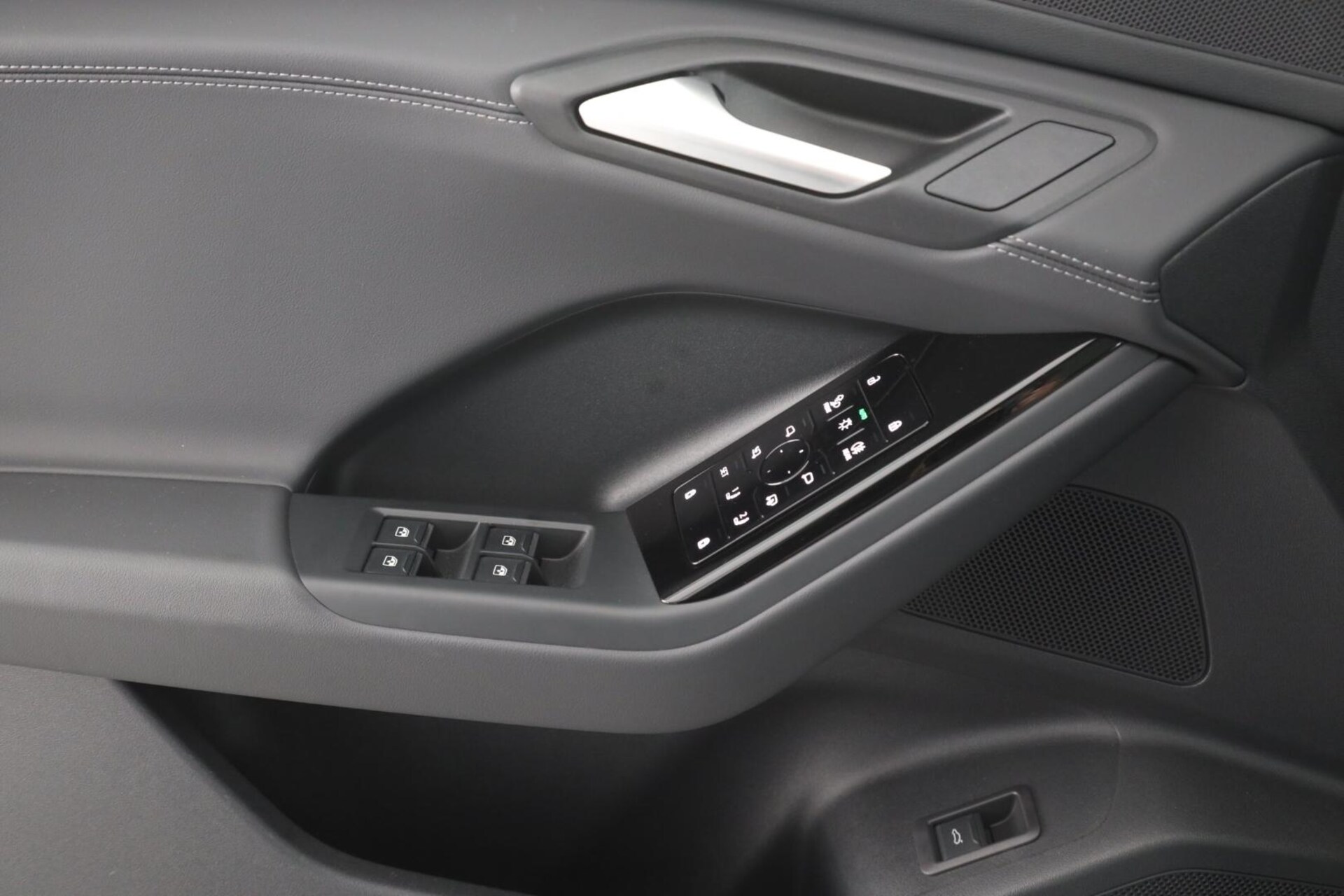 Audi Q6 SUV e-tron