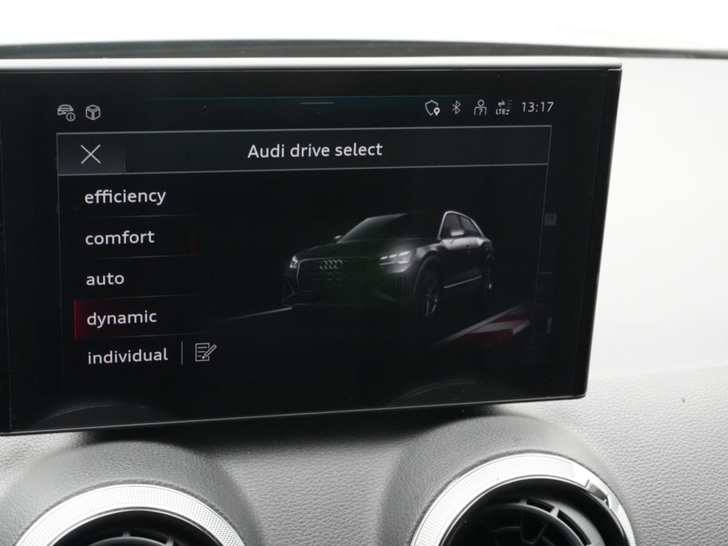 Bild über Audi Q2 advanced 35 TDI S tronic - für weitere Informationen kontaktieren Sie den Audi Partner