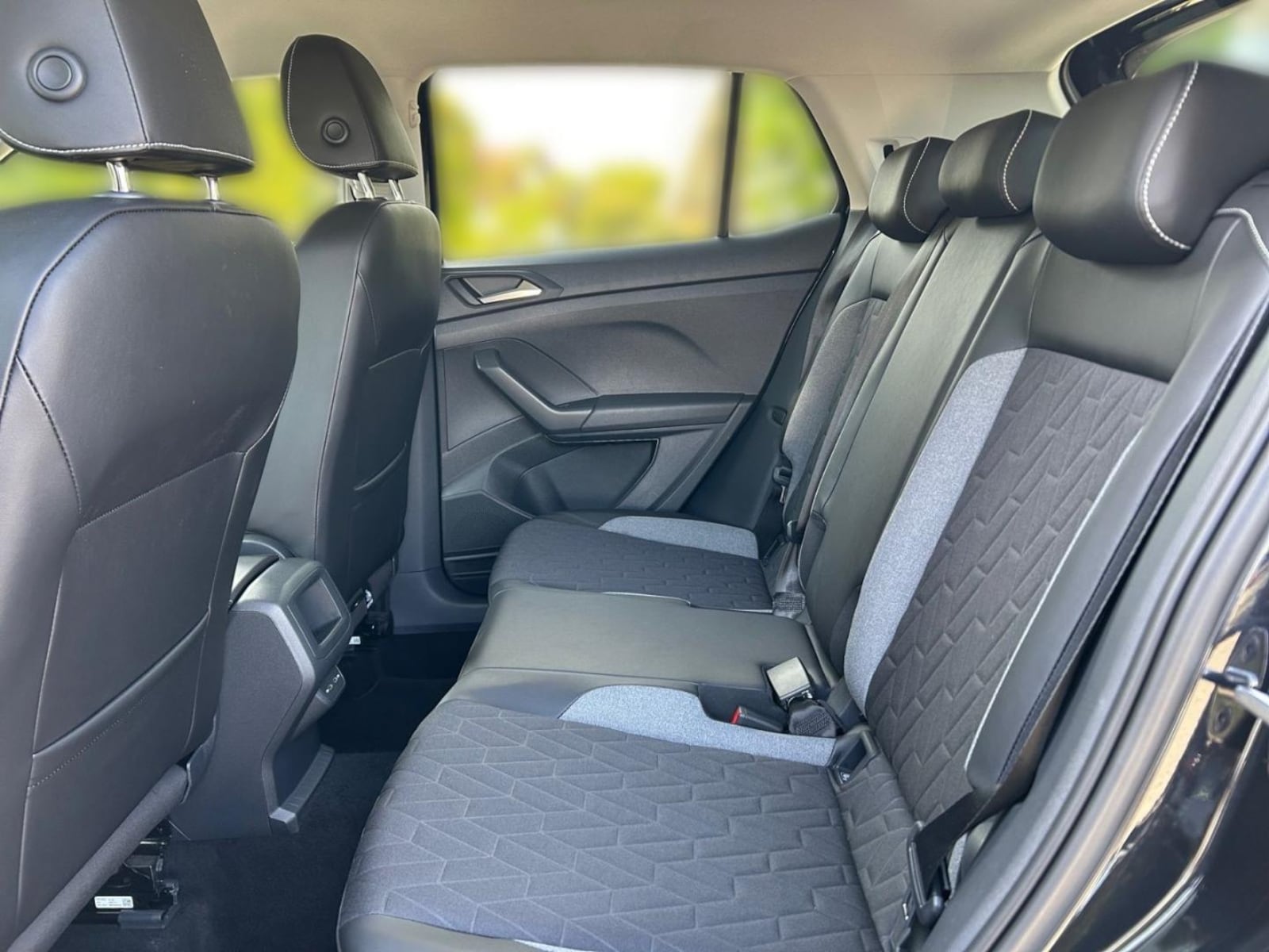 Volkswagen T-Cross – Bild 10