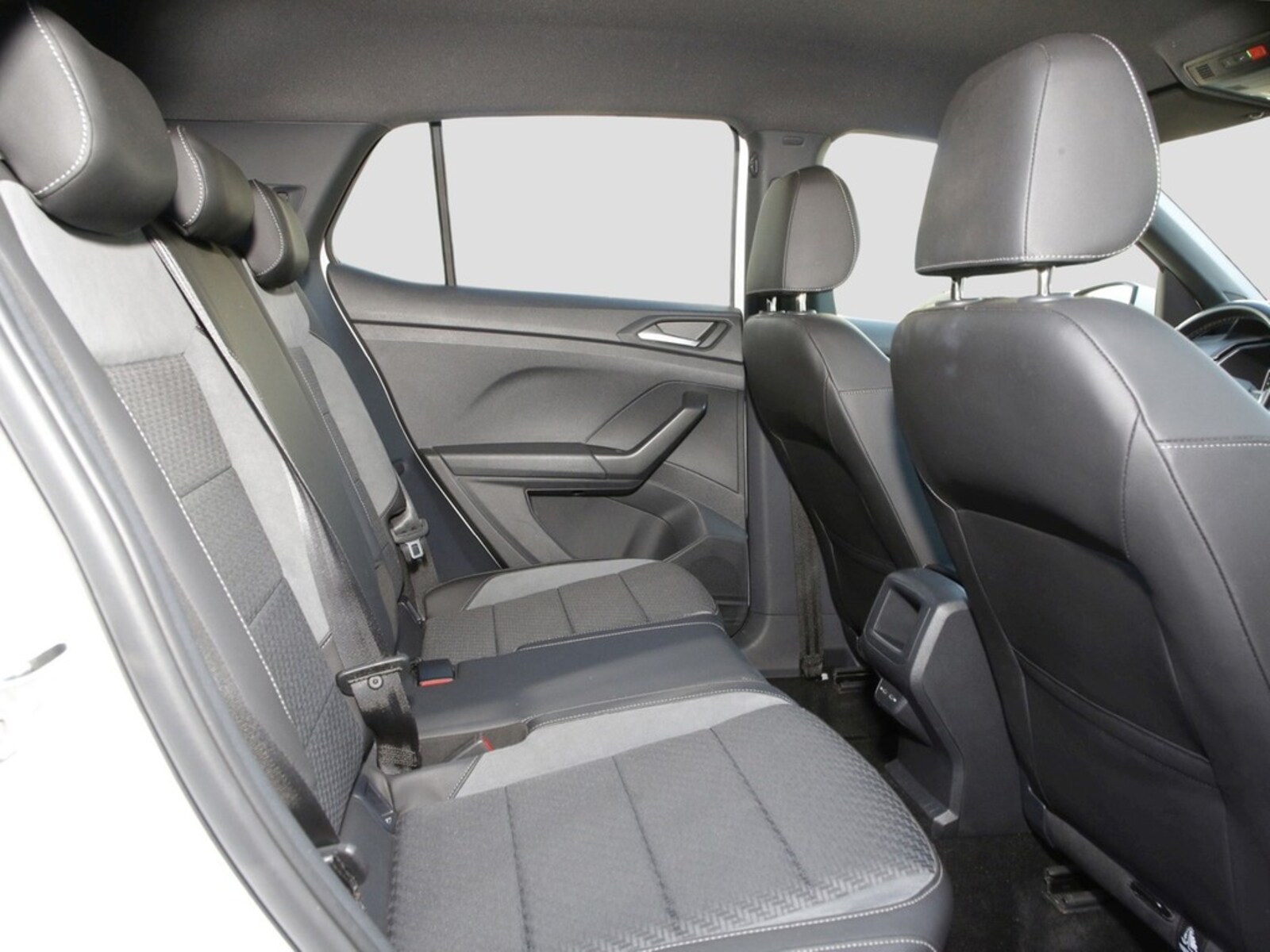 Volkswagen T-Cross – Bild 11