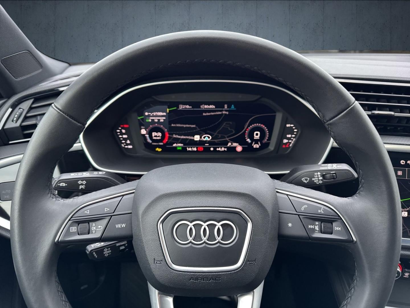 Bild über Audi Q3 advanced 35 TFSI S tronic - für weitere Informationen kontaktieren Sie den Audi Partner