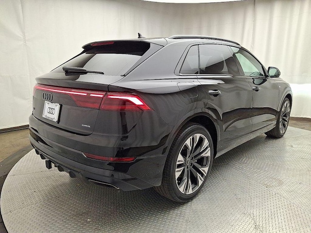 2026 Audi Q8