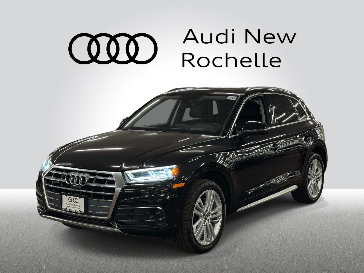 2019 Audi Q5 2.0T quattro S tronic Prestige's photo