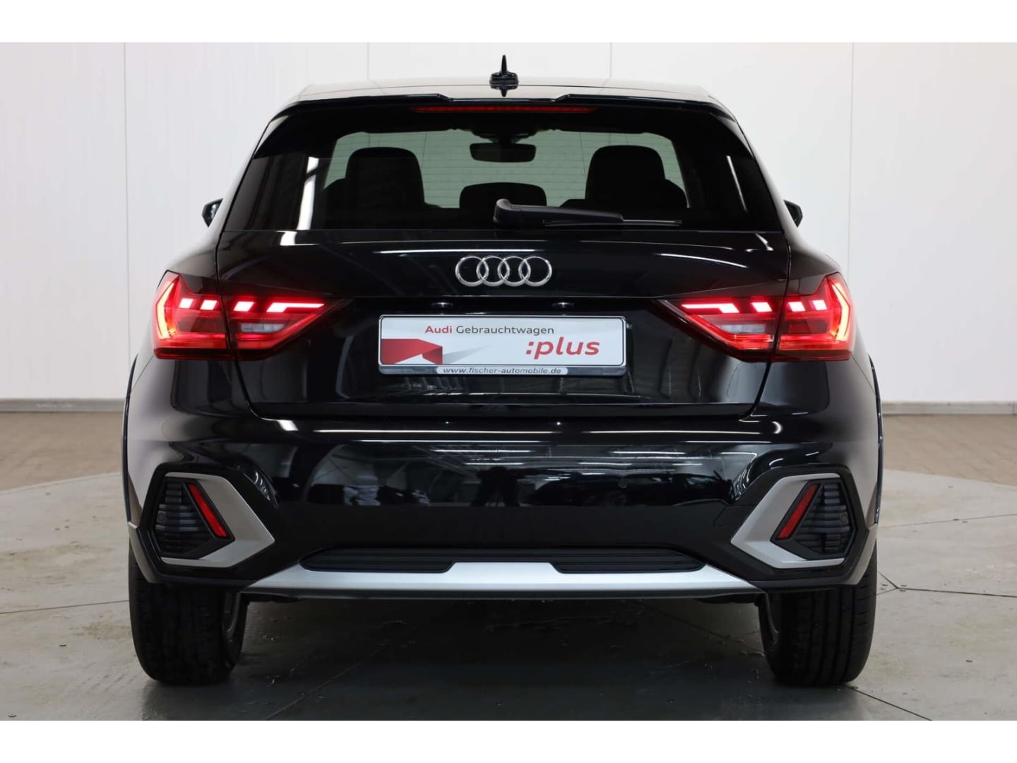 Bild über Audi A1 allstreet 30 TFSI S tronic - für weitere Informationen kontaktieren Sie den Audi Partner