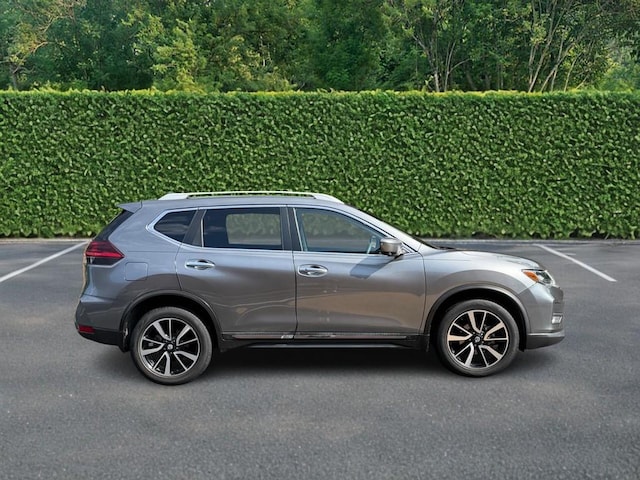2020 Nissan Rogue