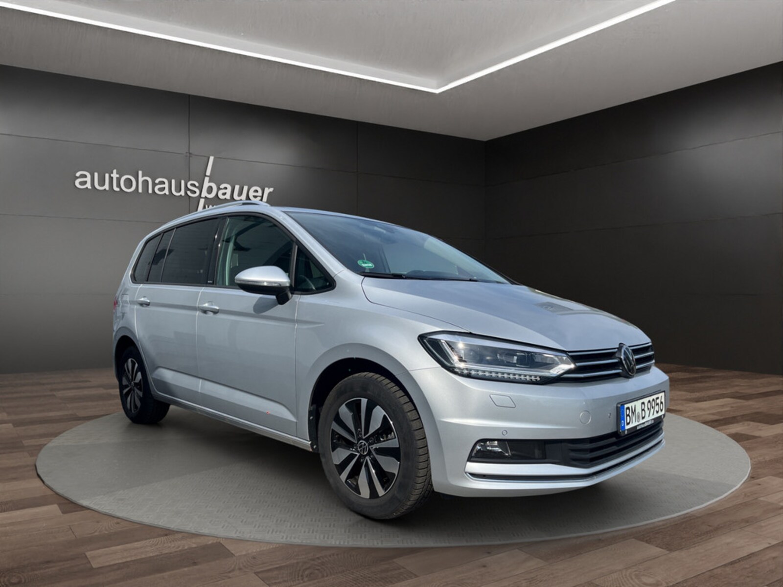 Volkswagen Touran – Bild 9