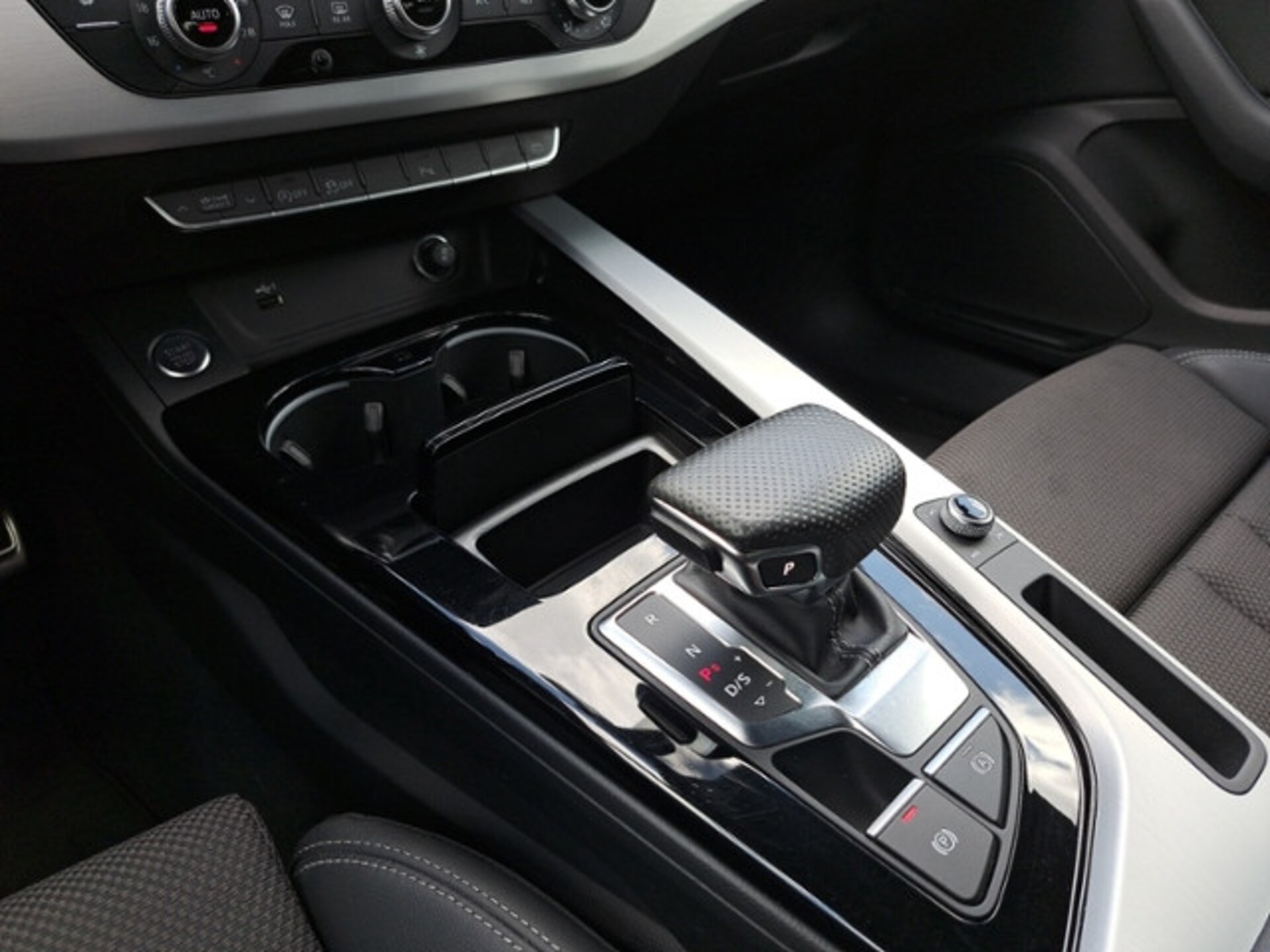 Audi A4 Avant S line
