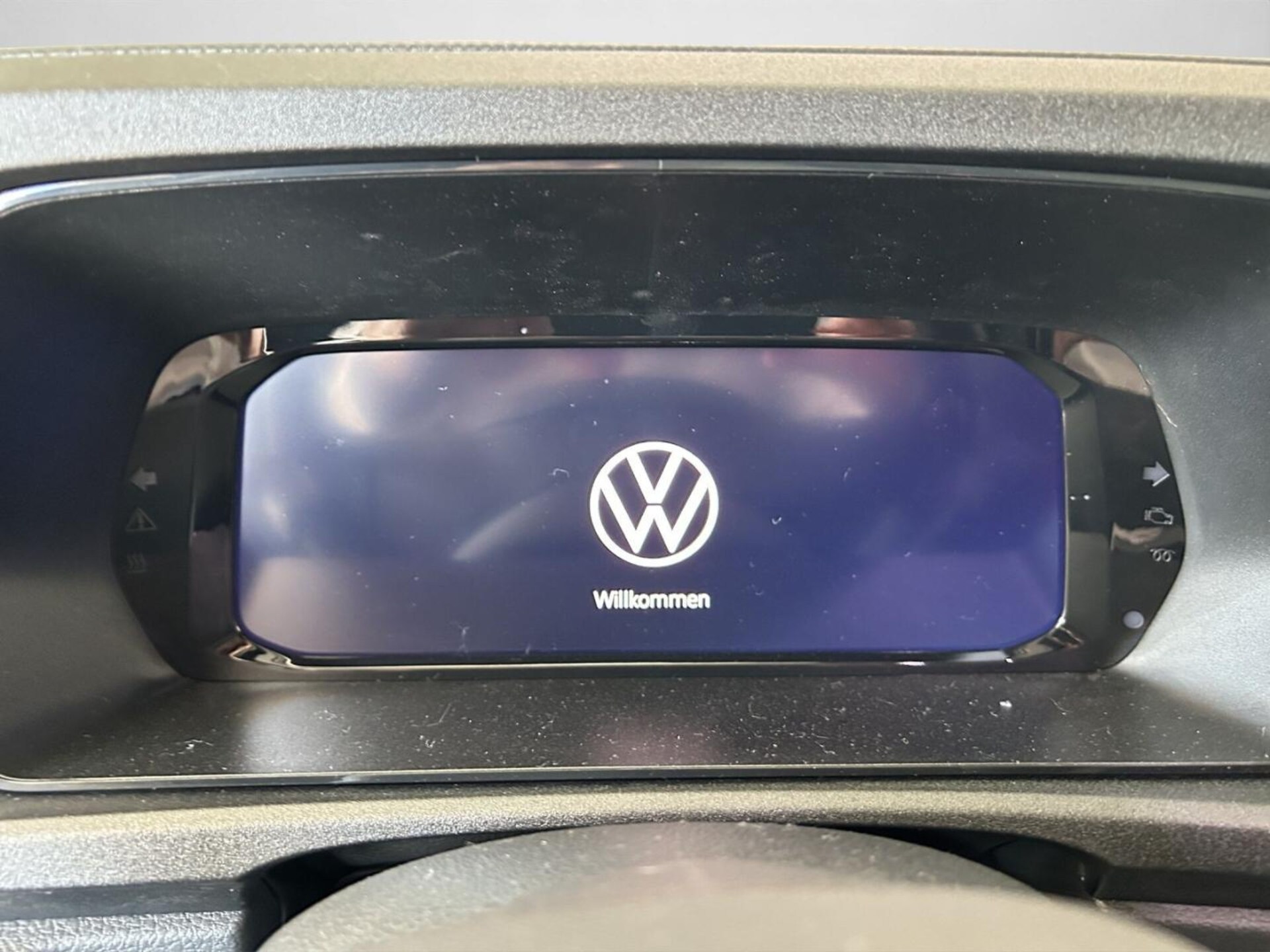 Volkswagen Caddy Maxi Basis-Modell