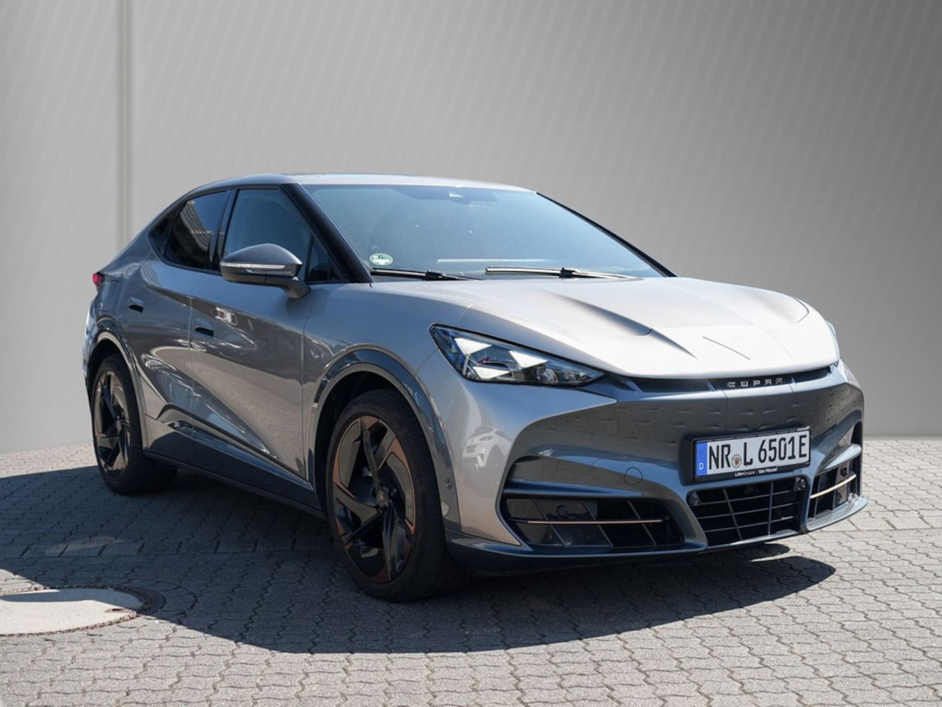 CUPRA Tavascan VZ
