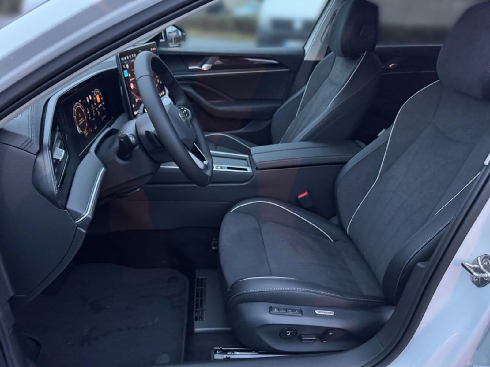 Volkswagen Passat – Bild 8