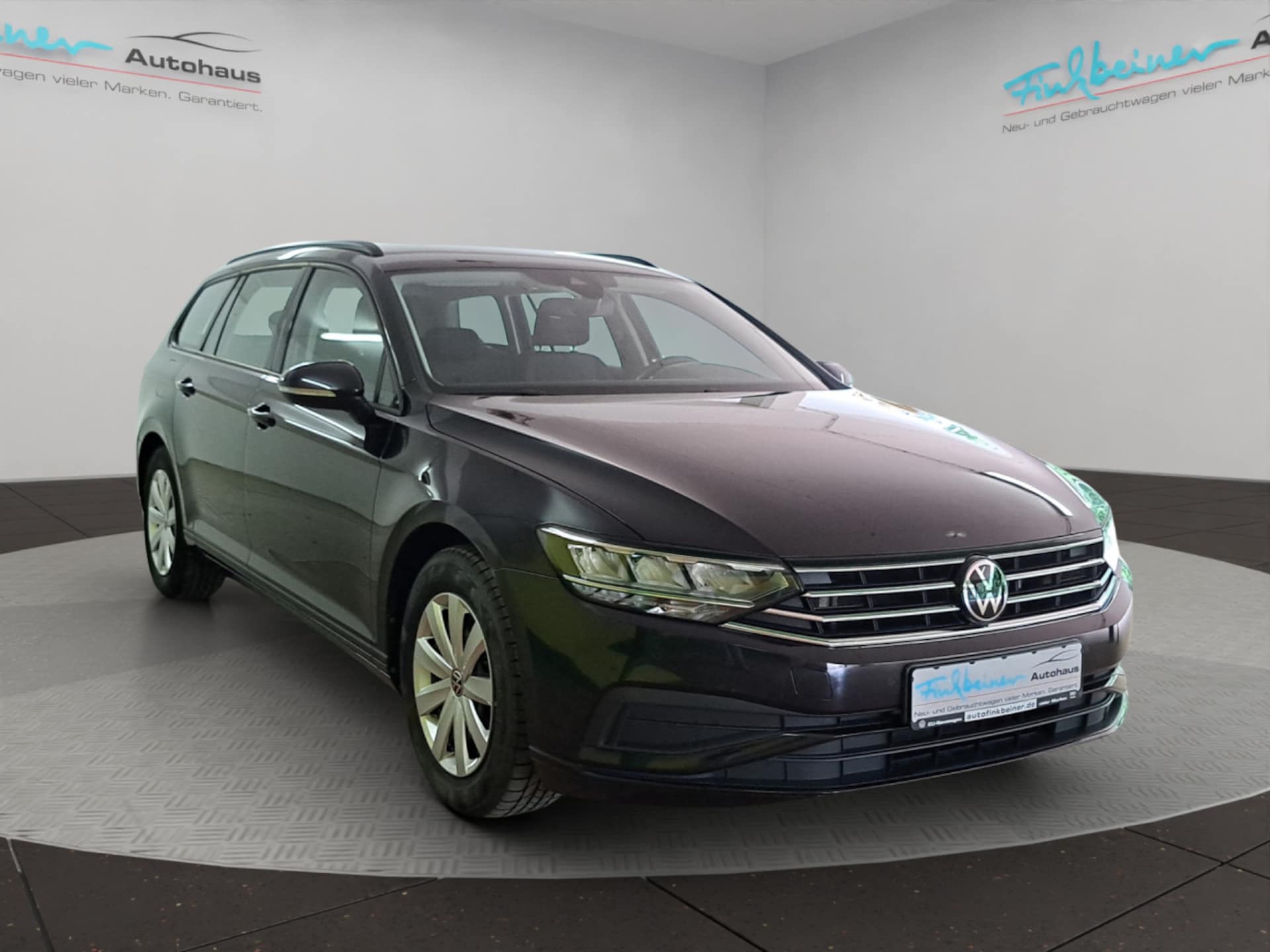 Volkswagen Passat Variant Basis-Modell