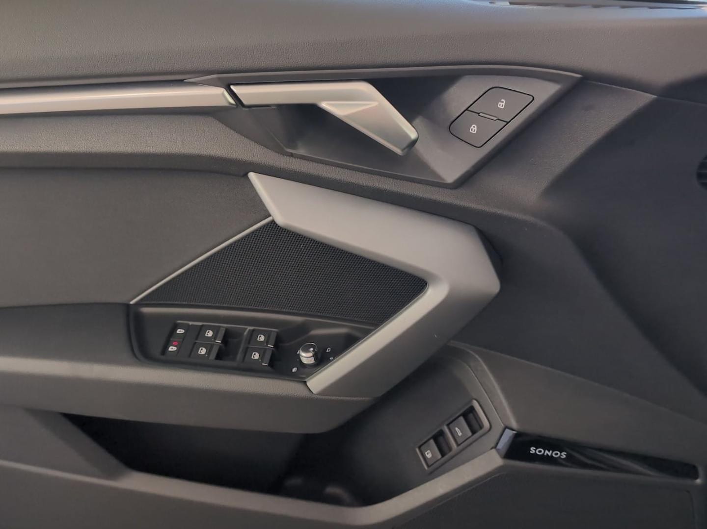 Bild über Audi A3 Sportback TFSI e advanced 40 TFSI e S tronic - für weitere Informationen kontaktieren Sie den Audi Partner