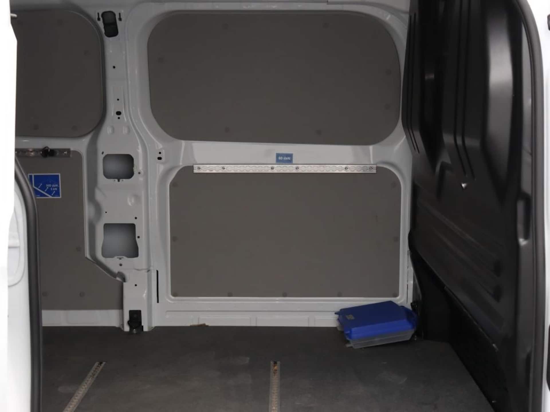 Volkswagen Transporter Kasten langer Radstand