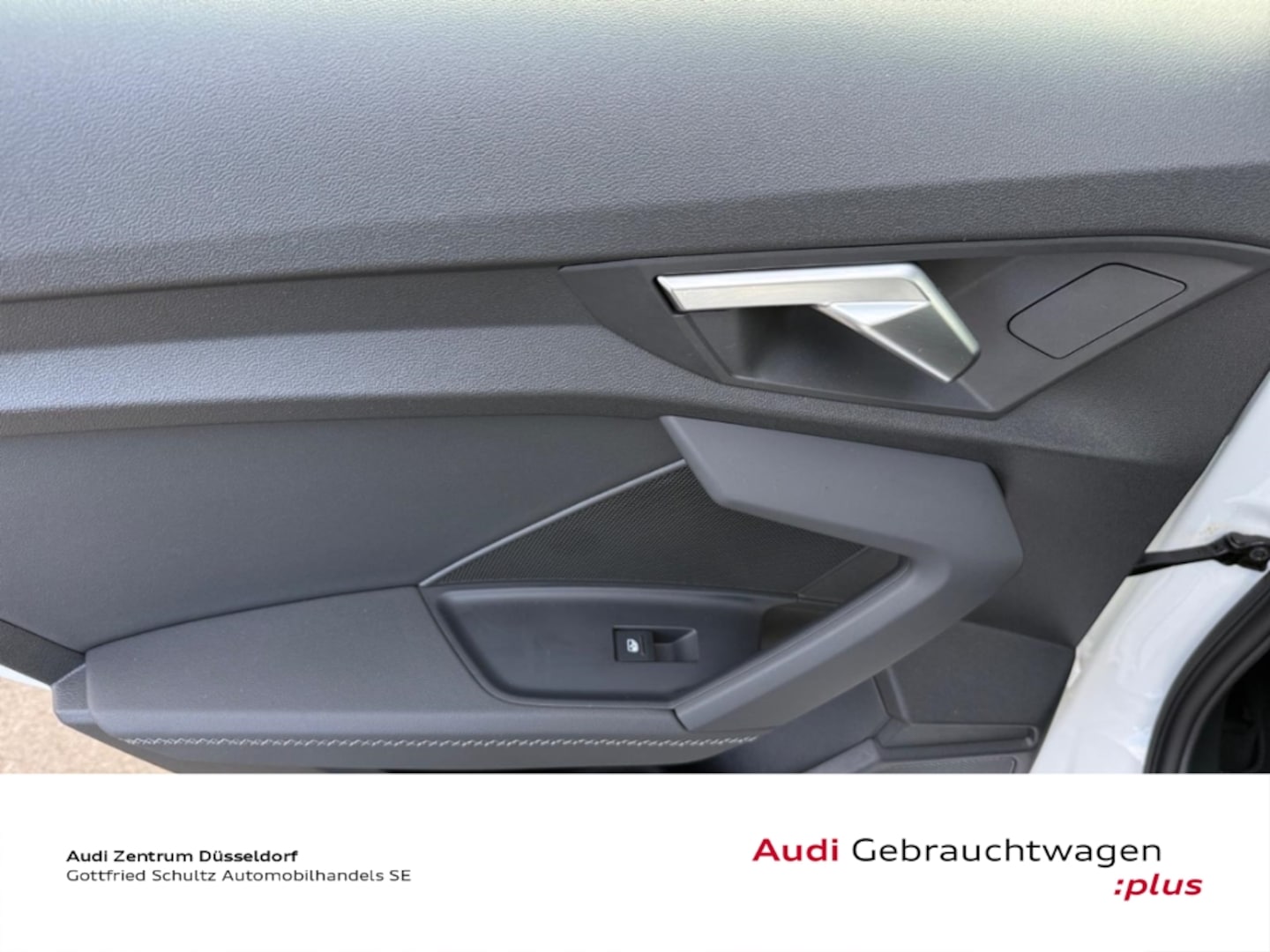 Bild über Audi A3 Sportback 30 TFSI Schaltgetriebe - für weitere Informationen kontaktieren Sie den Audi Partner