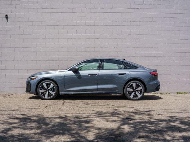 2026 Audi A5 Premium - Photo 3