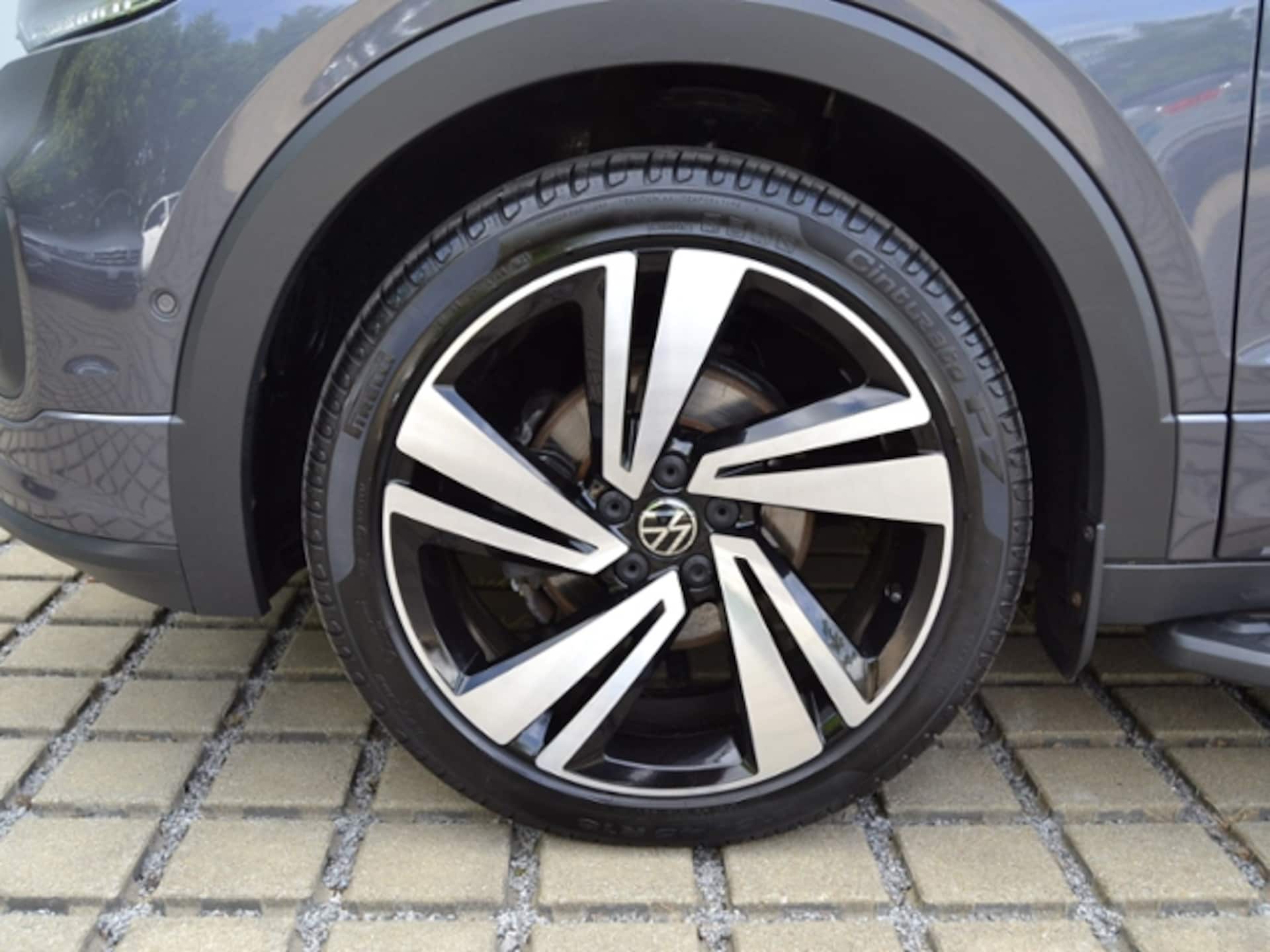Volkswagen T-Cross Style