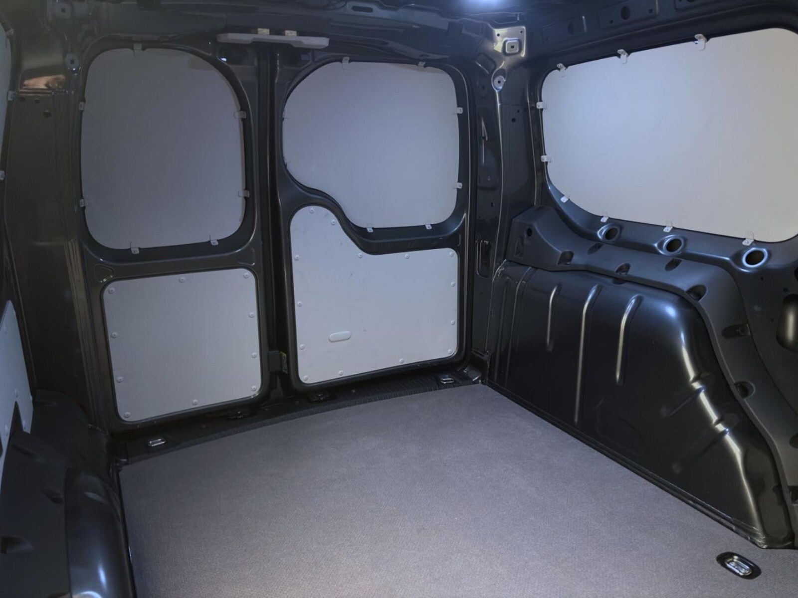 Volkswagen Caddy Maxi Cargo – Bild 17