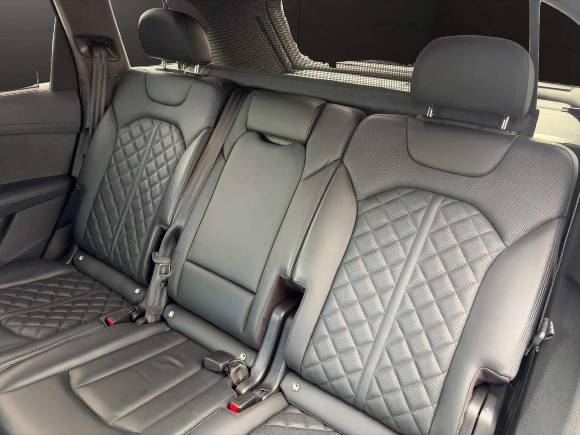 Audi SQ7 SUV