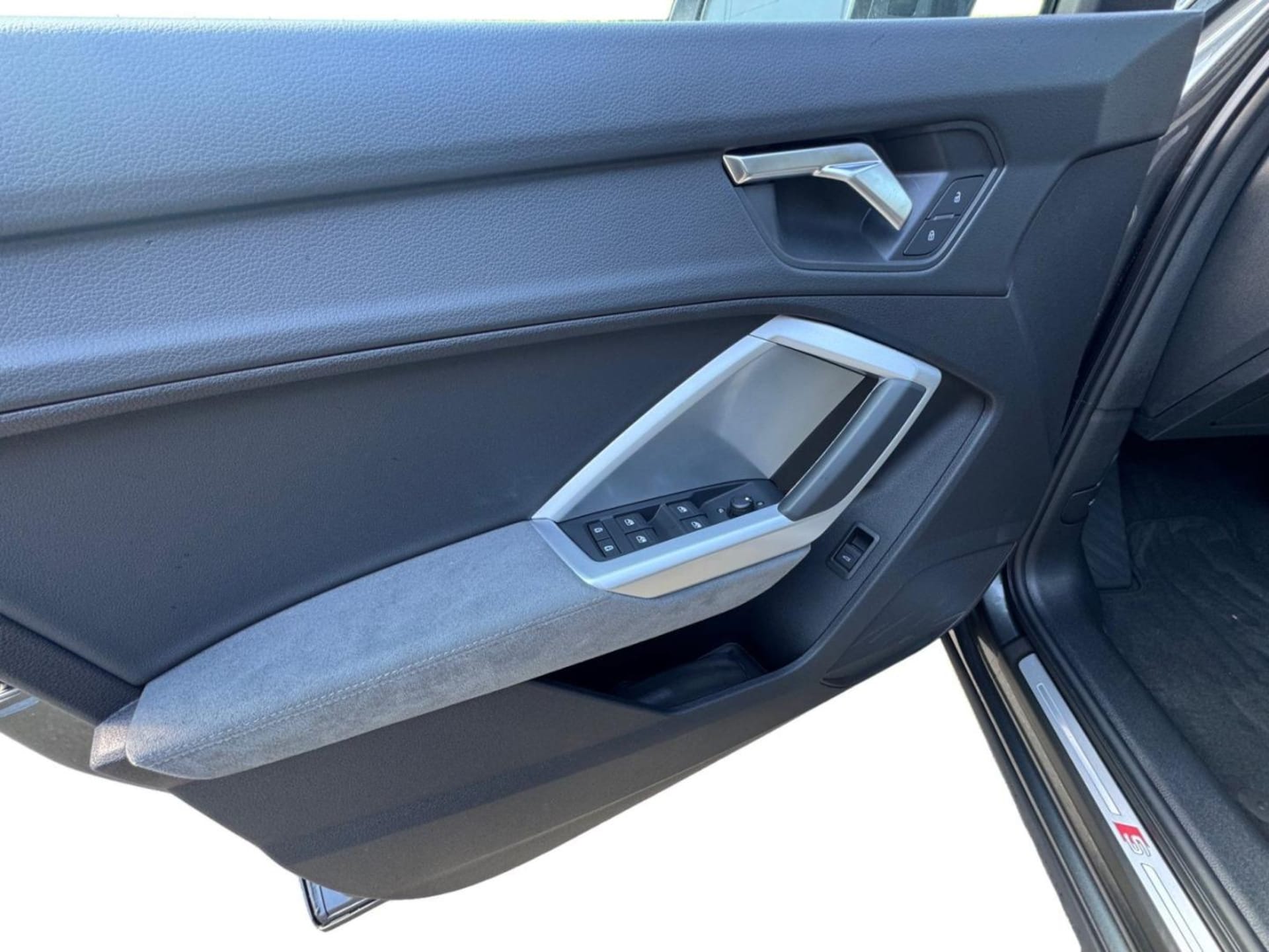Audi Q3 SUV S line
