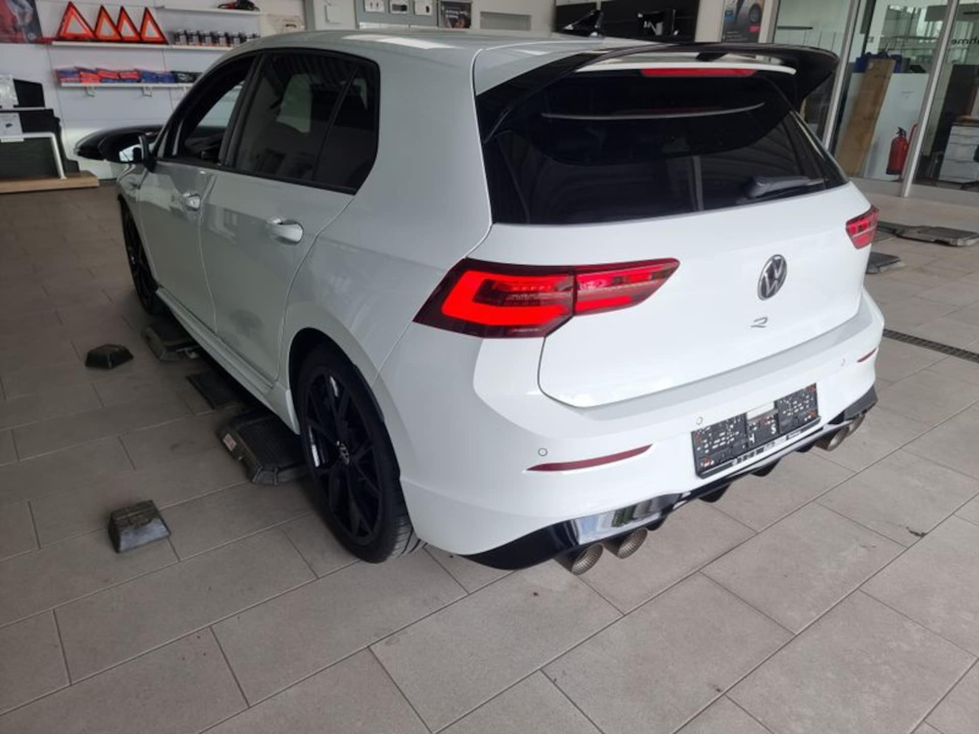 Volkswagen Golf R