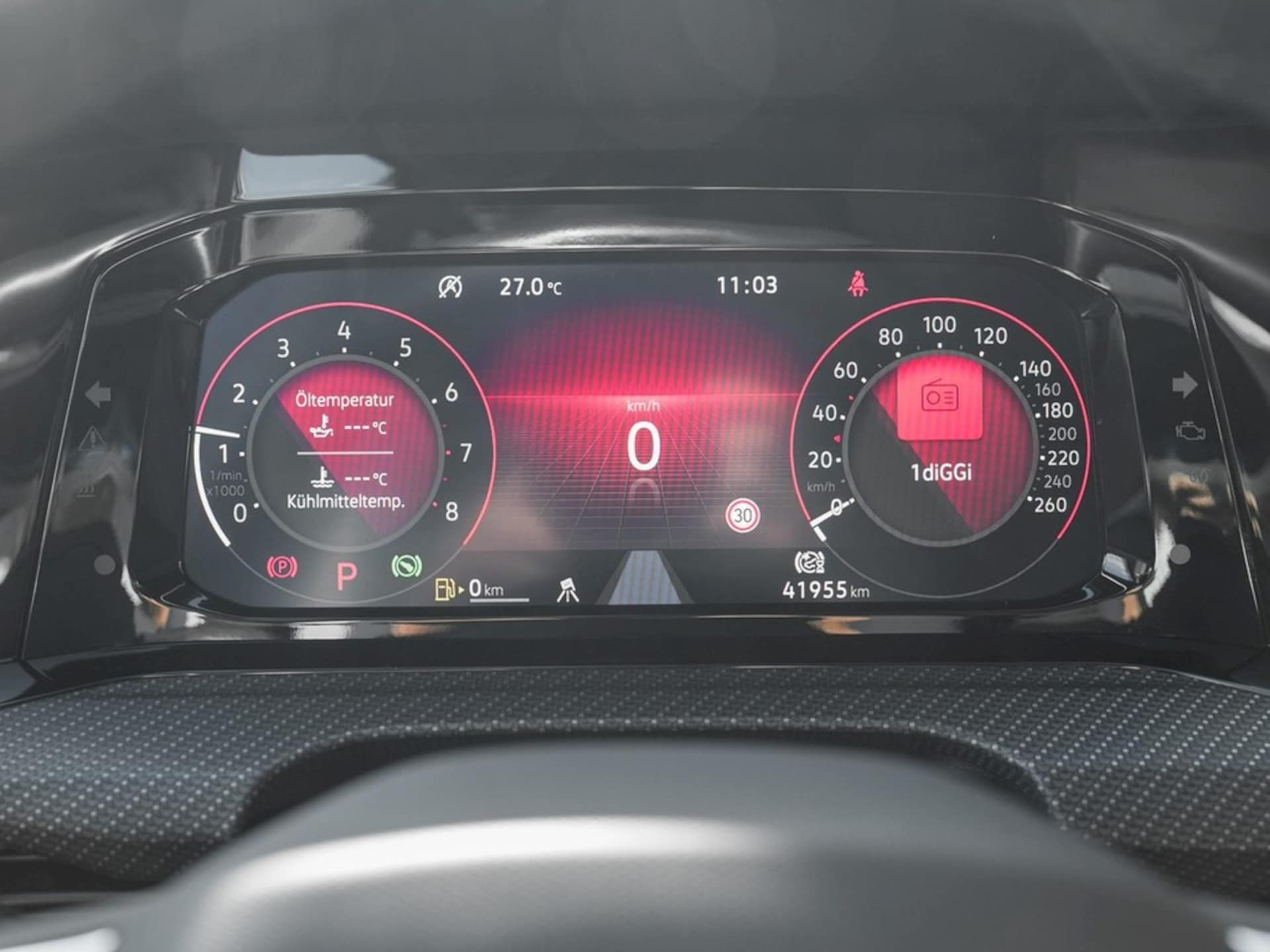 Volkswagen Golf R-Line