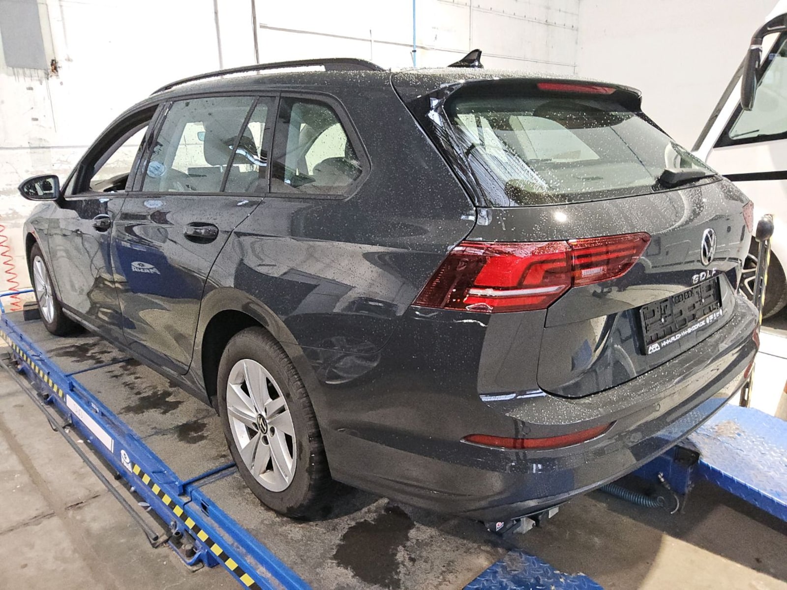 Volkswagen Golf Variant – Bild 3