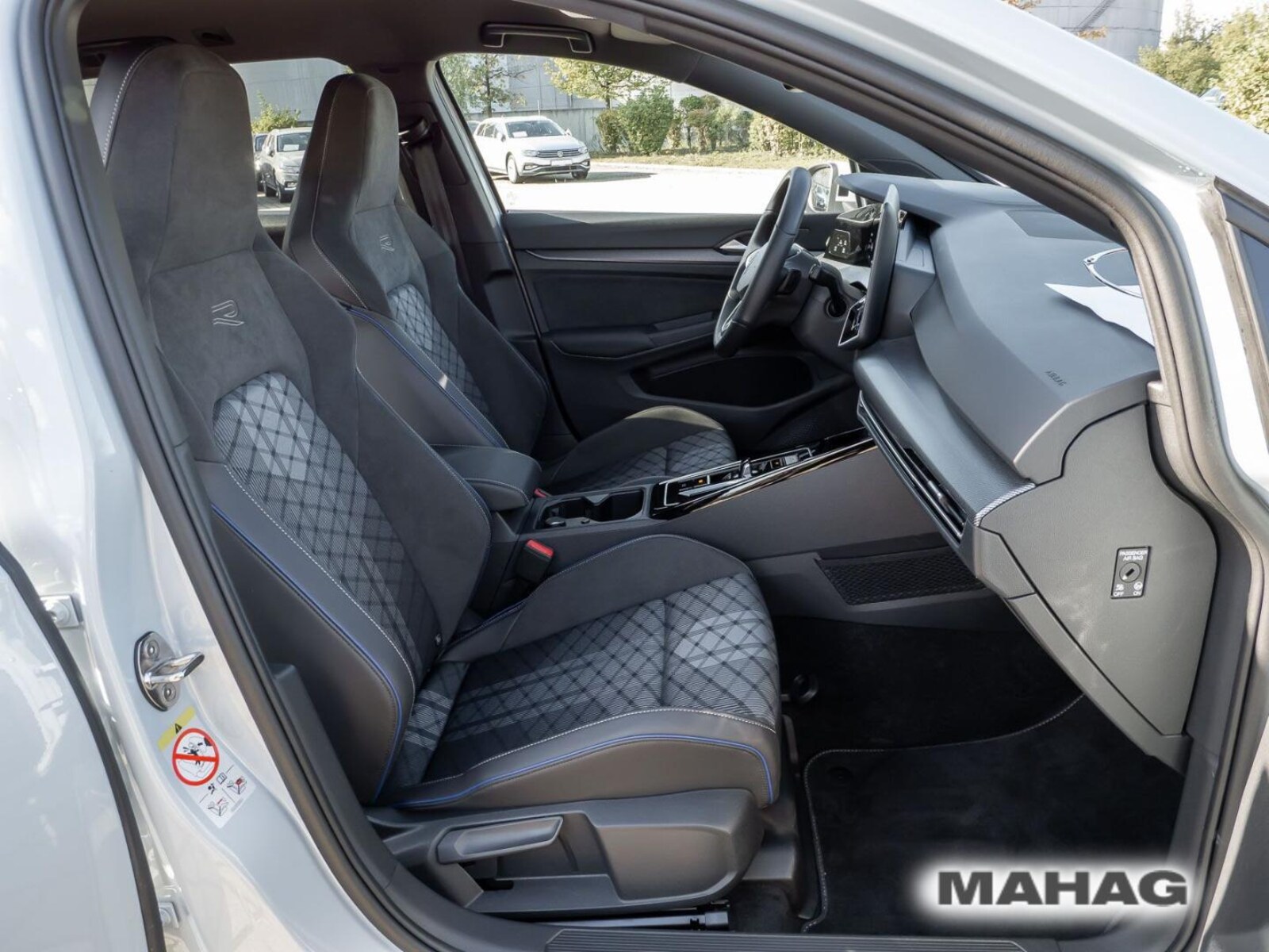 Volkswagen Golf Variant – Bild 14