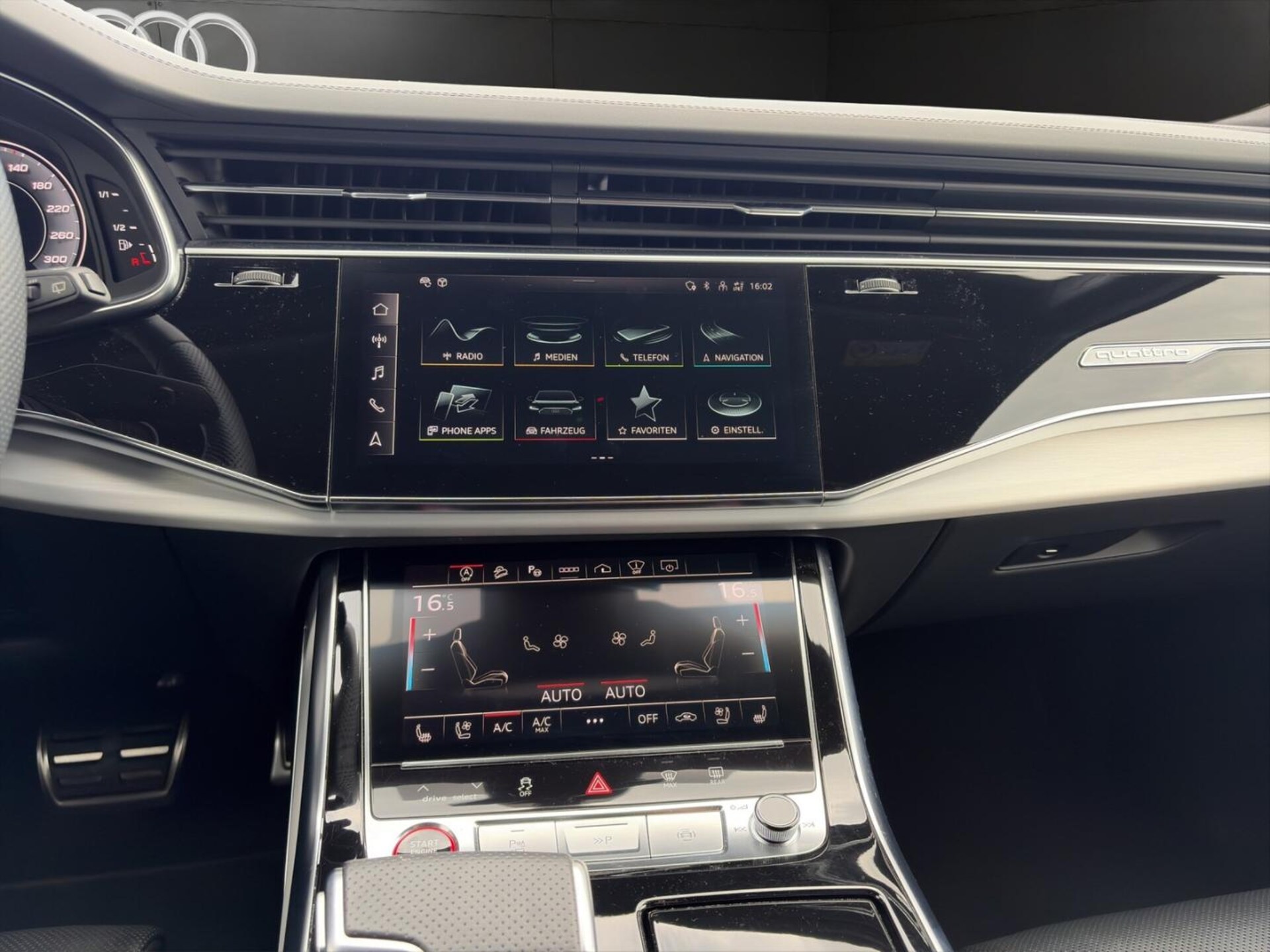 Audi SQ7 SUV