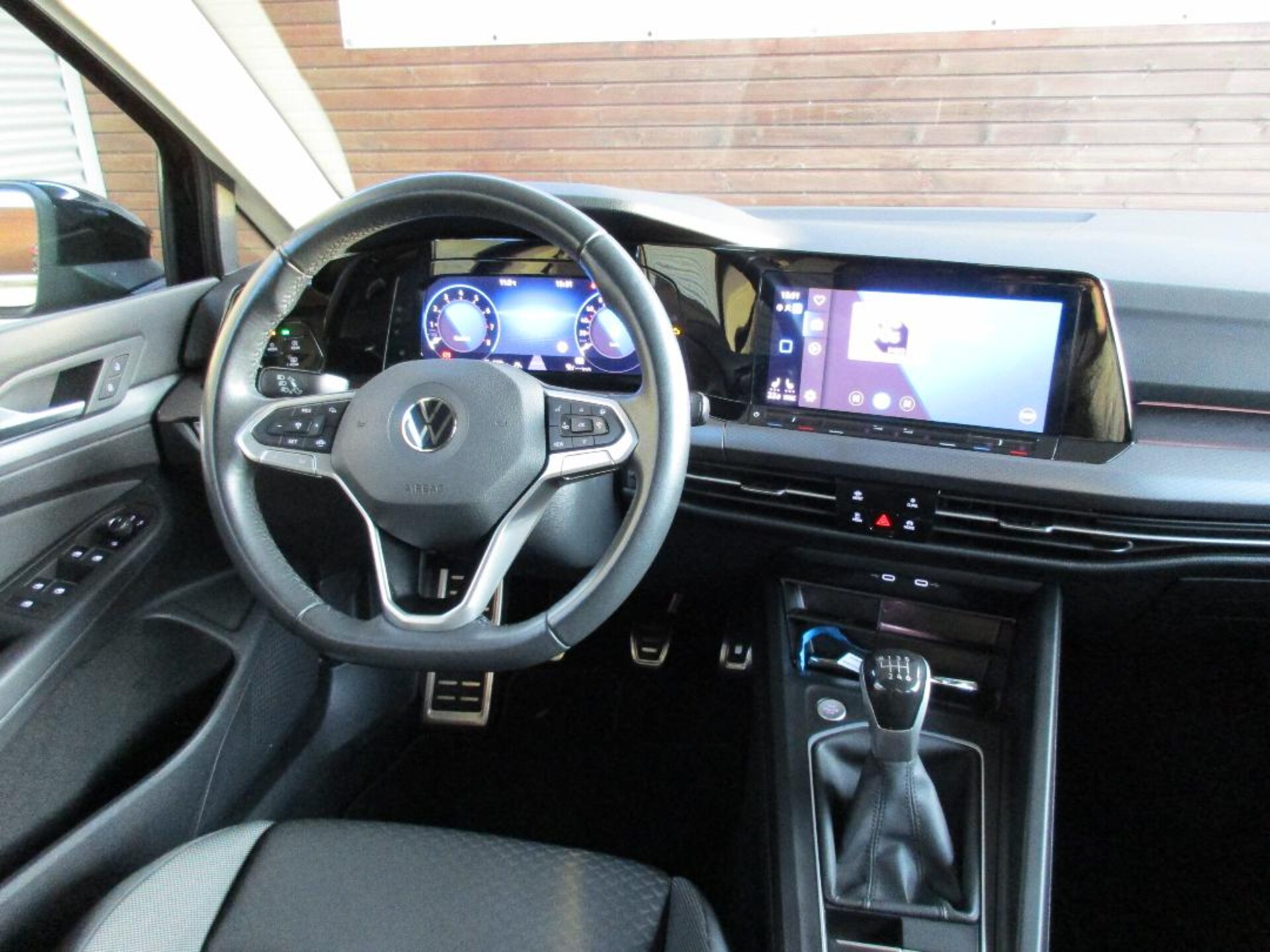 Volkswagen Golf Active