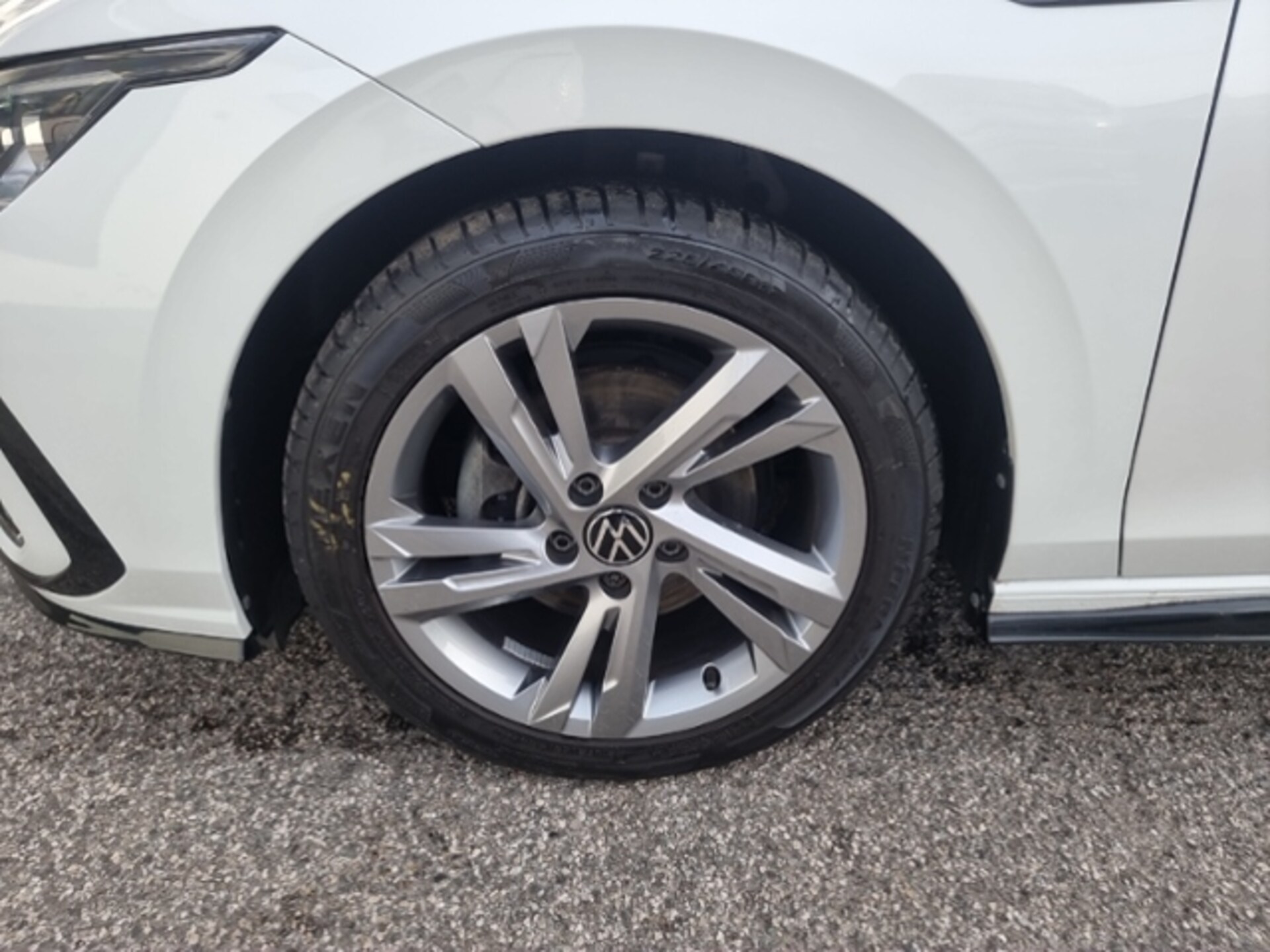 Volkswagen Golf R-Line