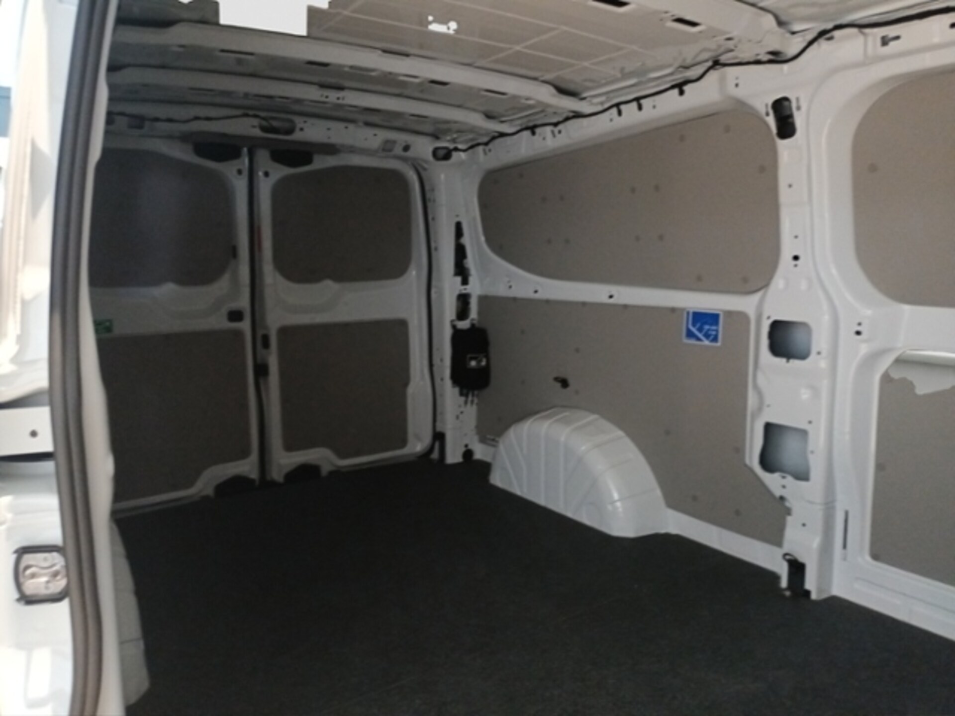 Volkswagen Transporter Kasten langer Radstand