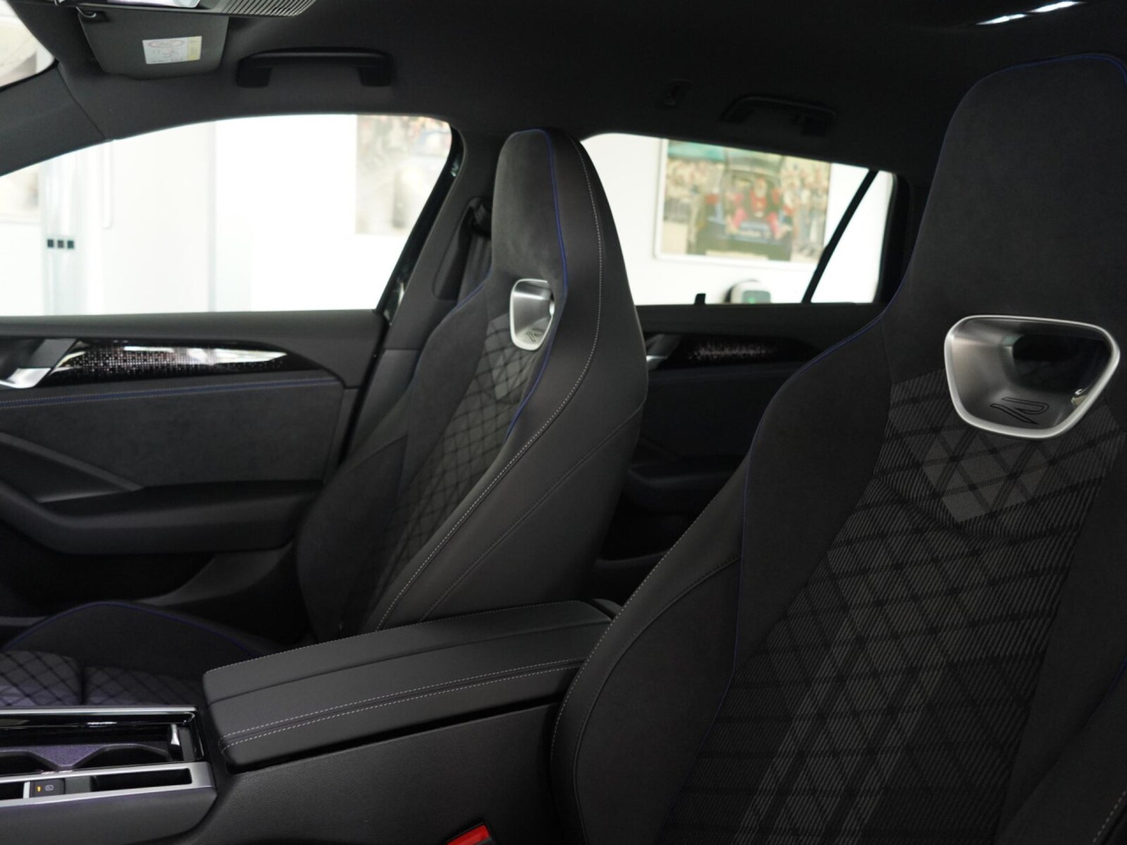 Volkswagen Passat – Bild 8