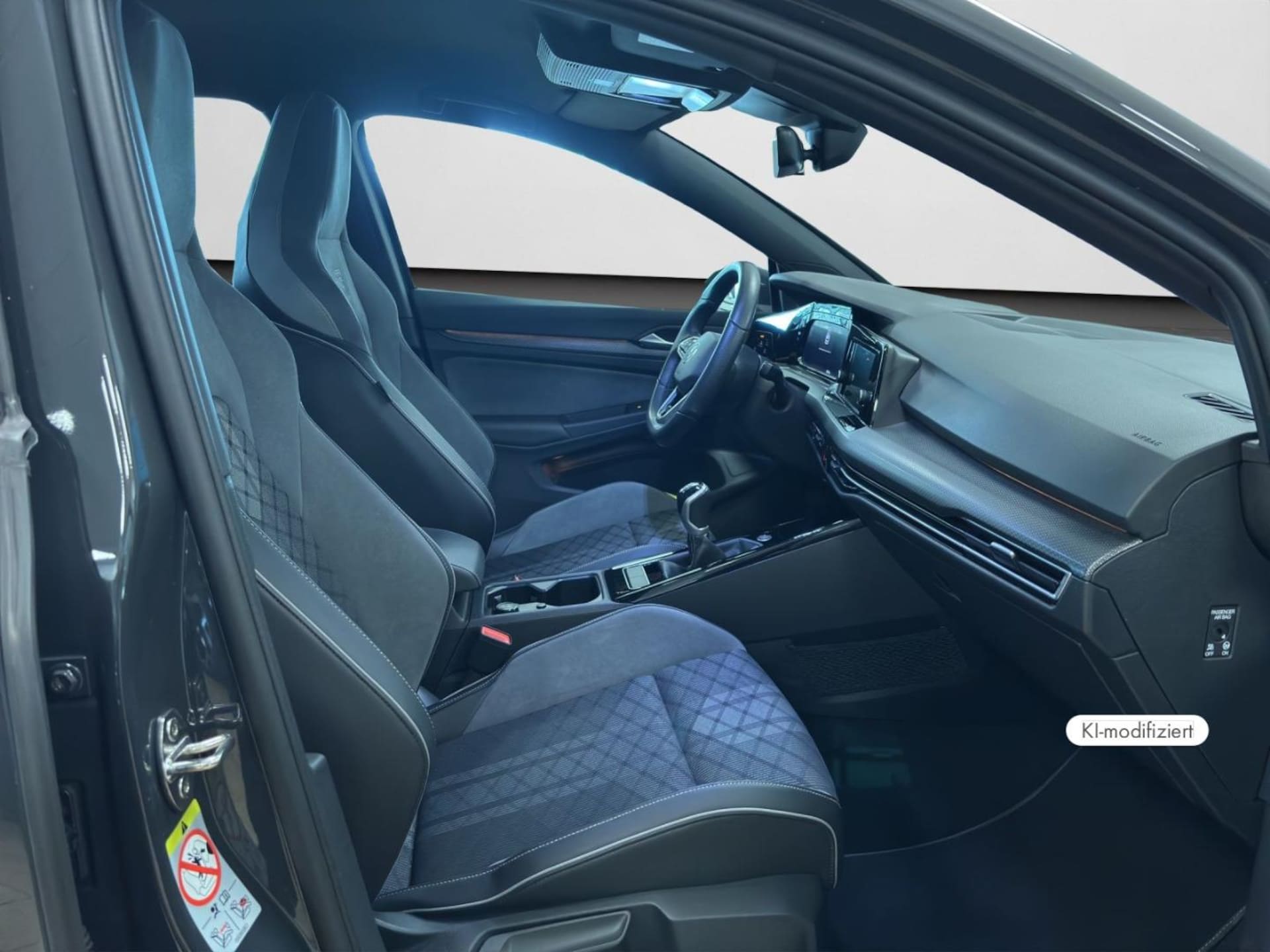 Volkswagen Golf R-Line
