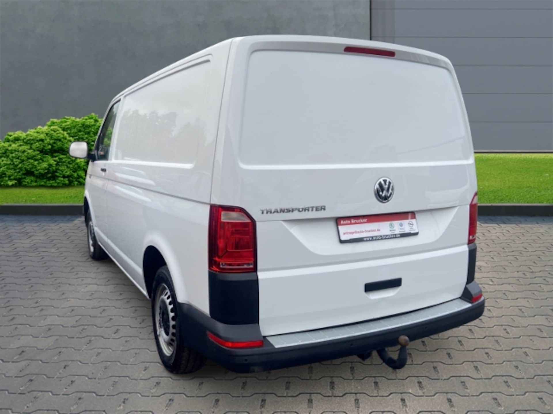 Volkswagen T6 Transporter Kasten kurzer Radstand