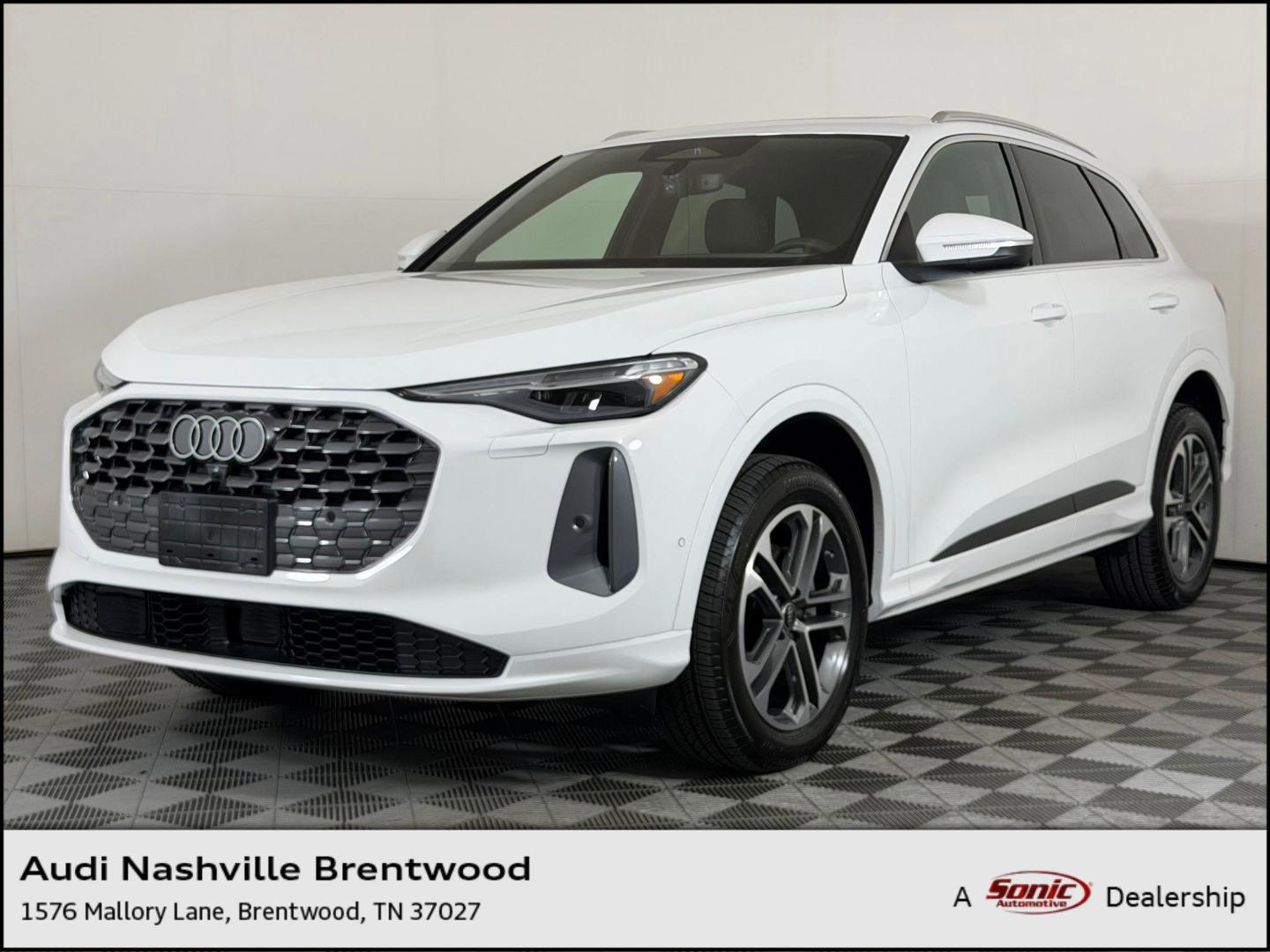 2026 Audi Q5 Premium Plus quattro's photo