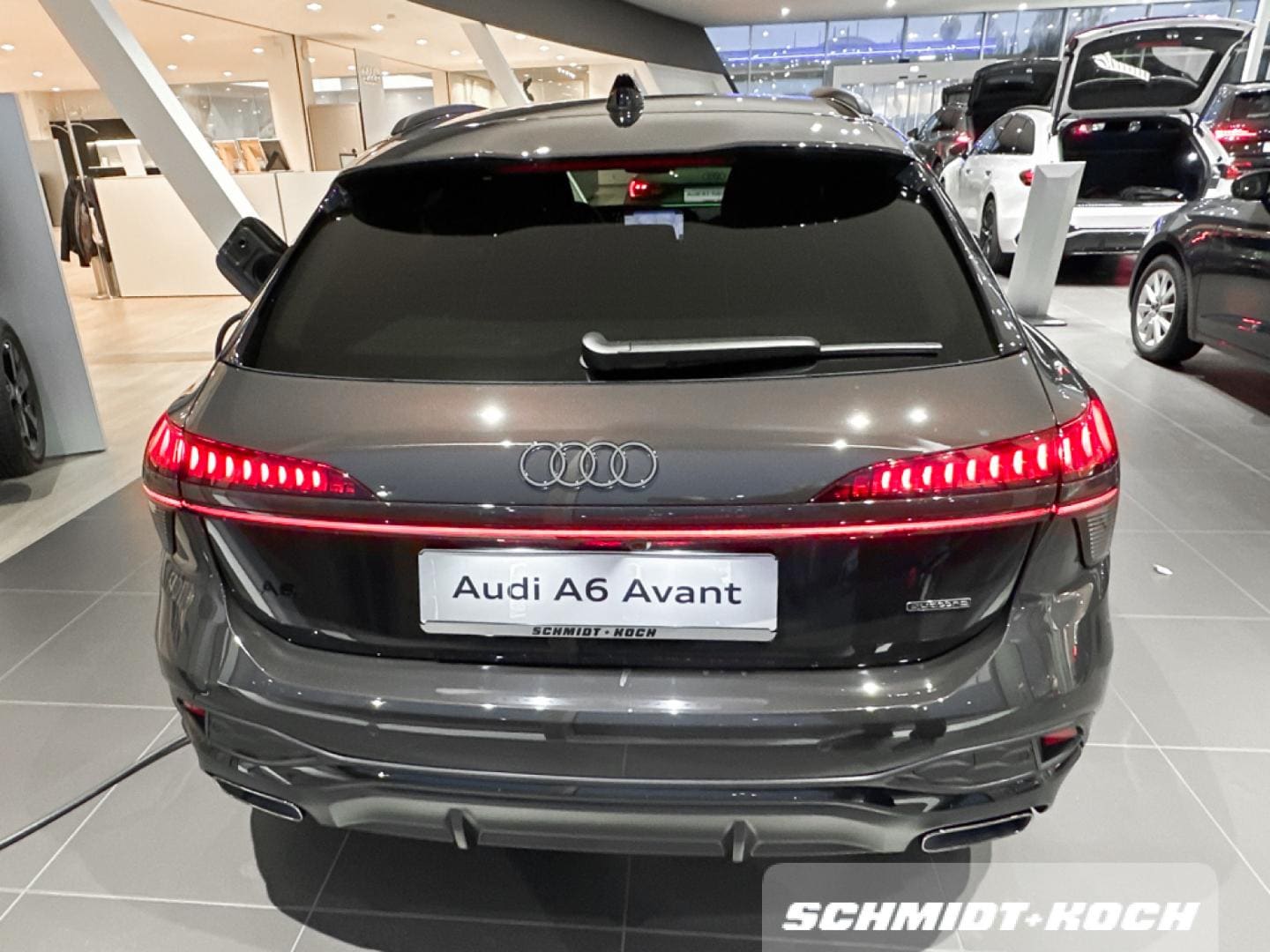 Bild über Audi A6 Avant e-hybrid edition one e-hybrid quattro 270 kW S tronic - für weitere Informationen kontaktieren Sie den Audi Partner