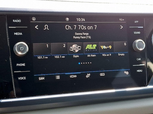 2023 Volkswagen Taos