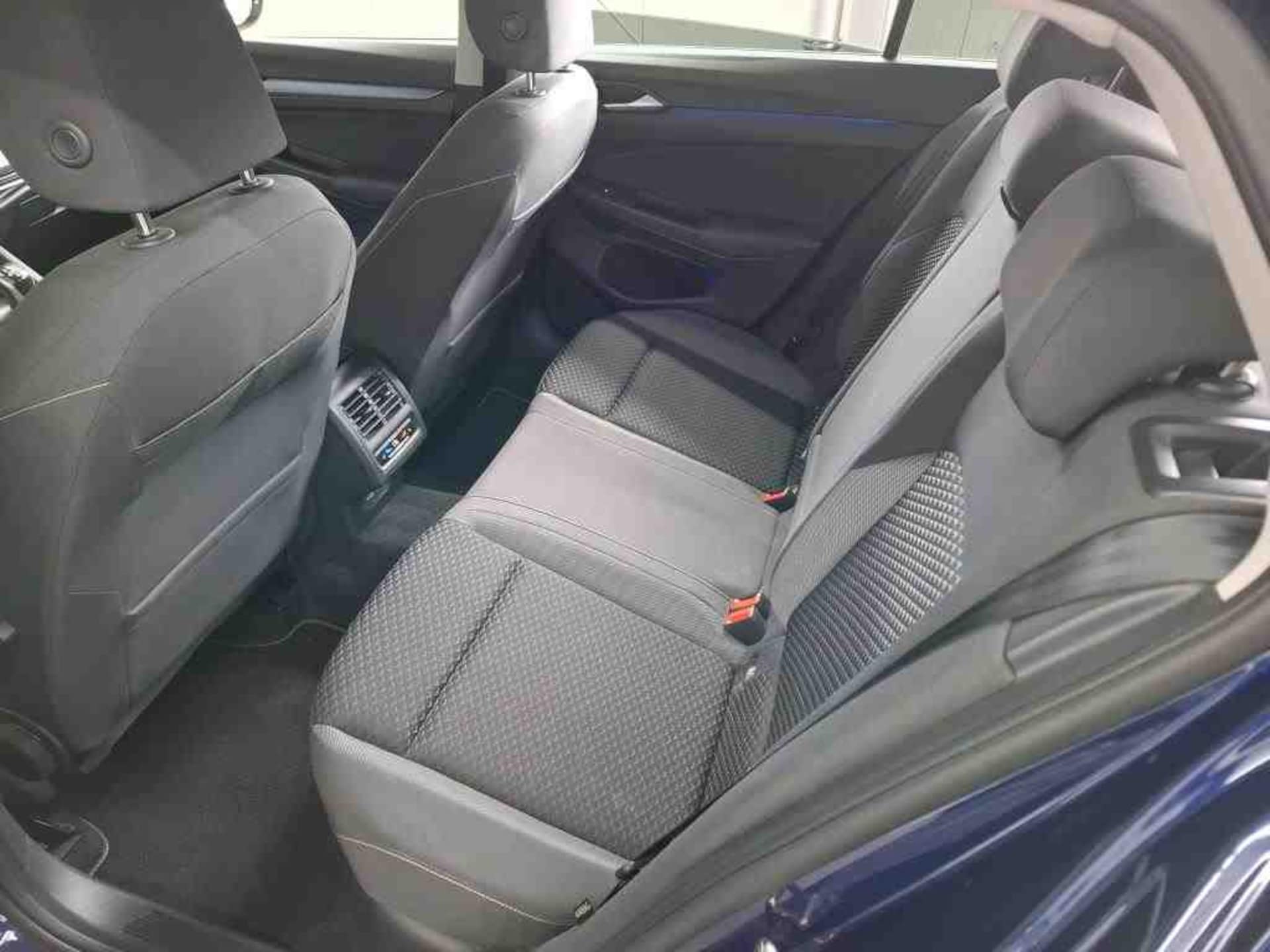 Volkswagen Golf Active