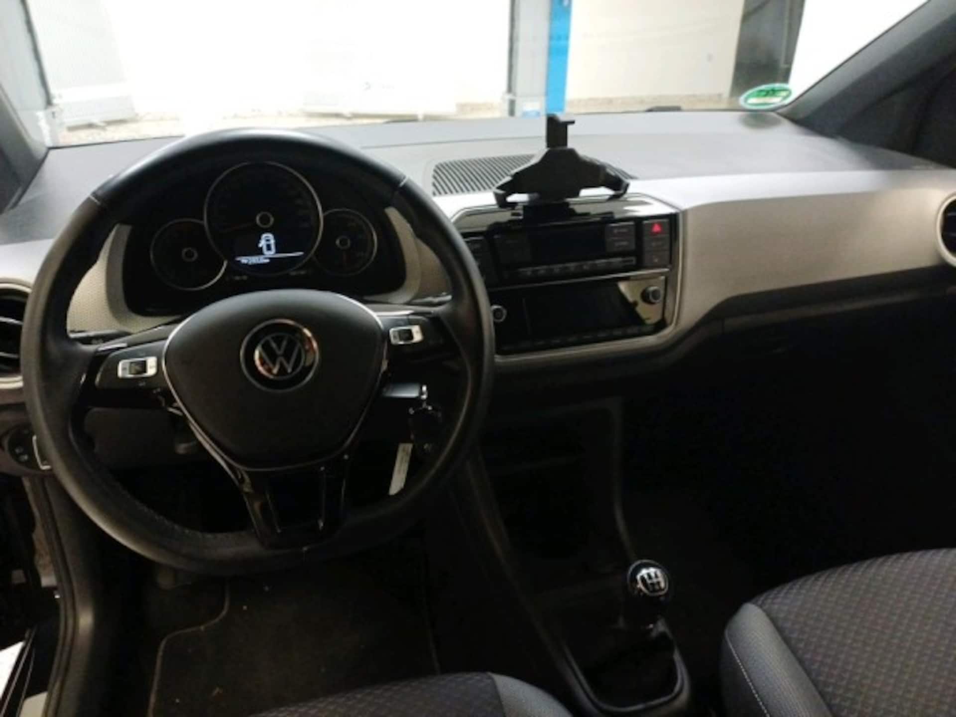 Volkswagen up! ACTIVE