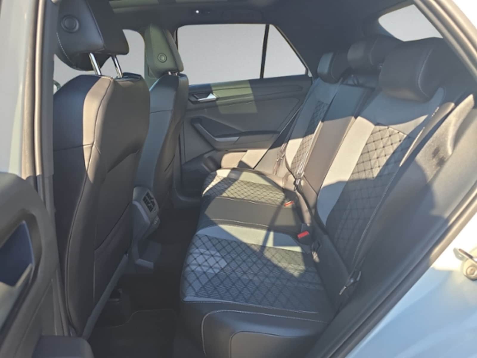 Volkswagen T-Roc – Bild 10