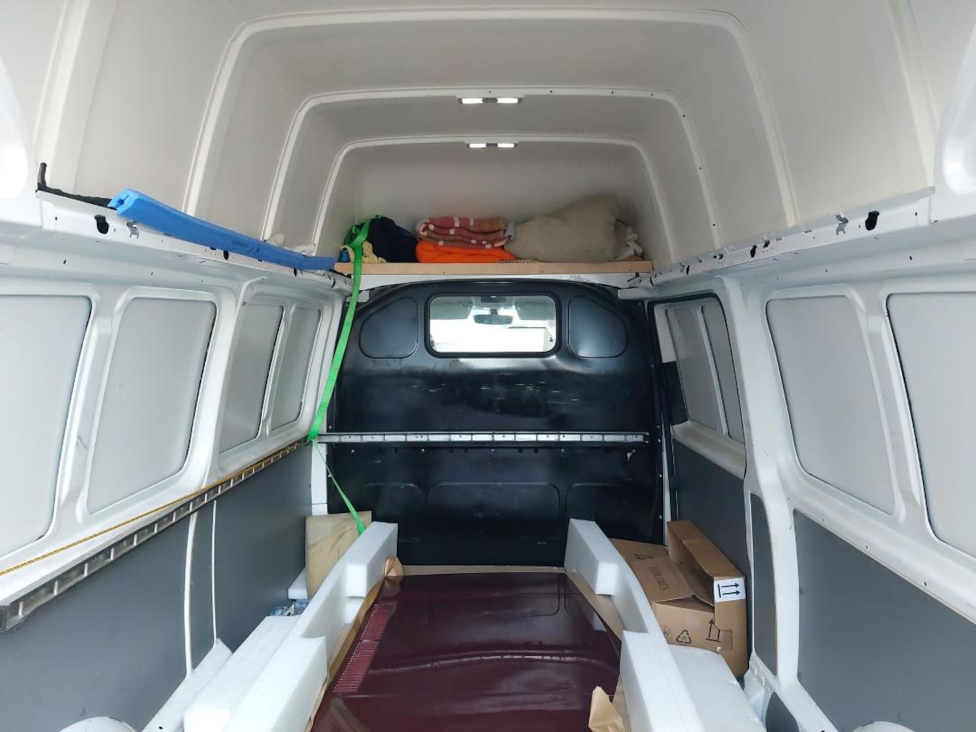 Volkswagen T6.1 Transporter Kasten langer Radstand